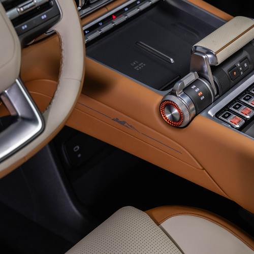 2027 Geely Battleship 700 Interior