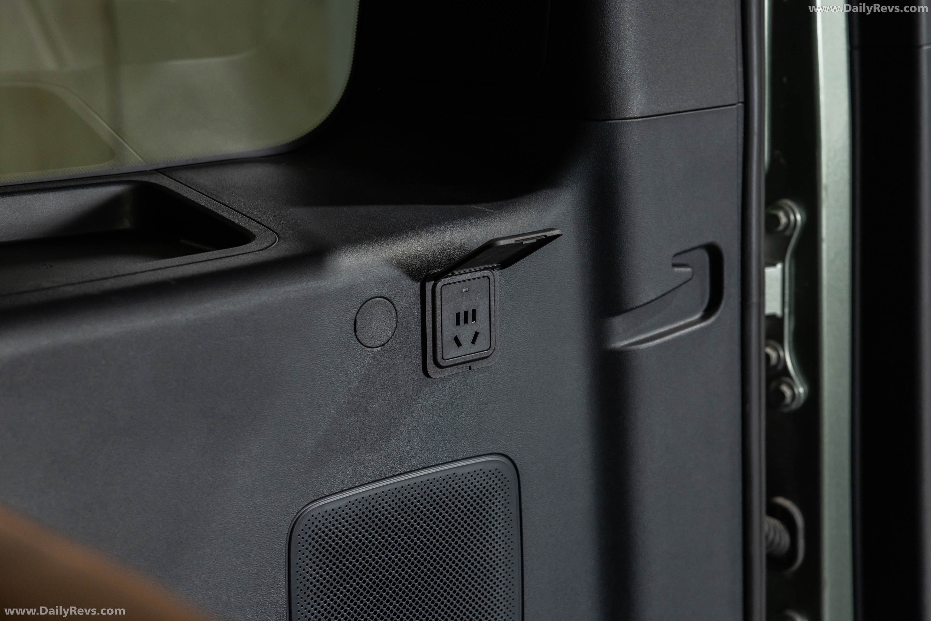 2027 Geely Battleship 700 Interior