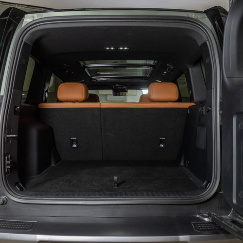 2027 Geely Battleship 700 Interior