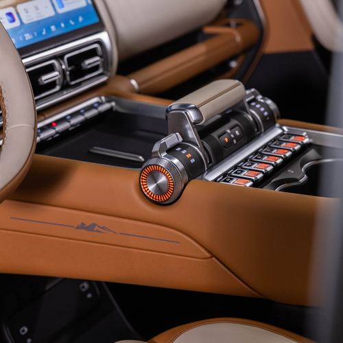 2027 Geely Battleship 700 Interior