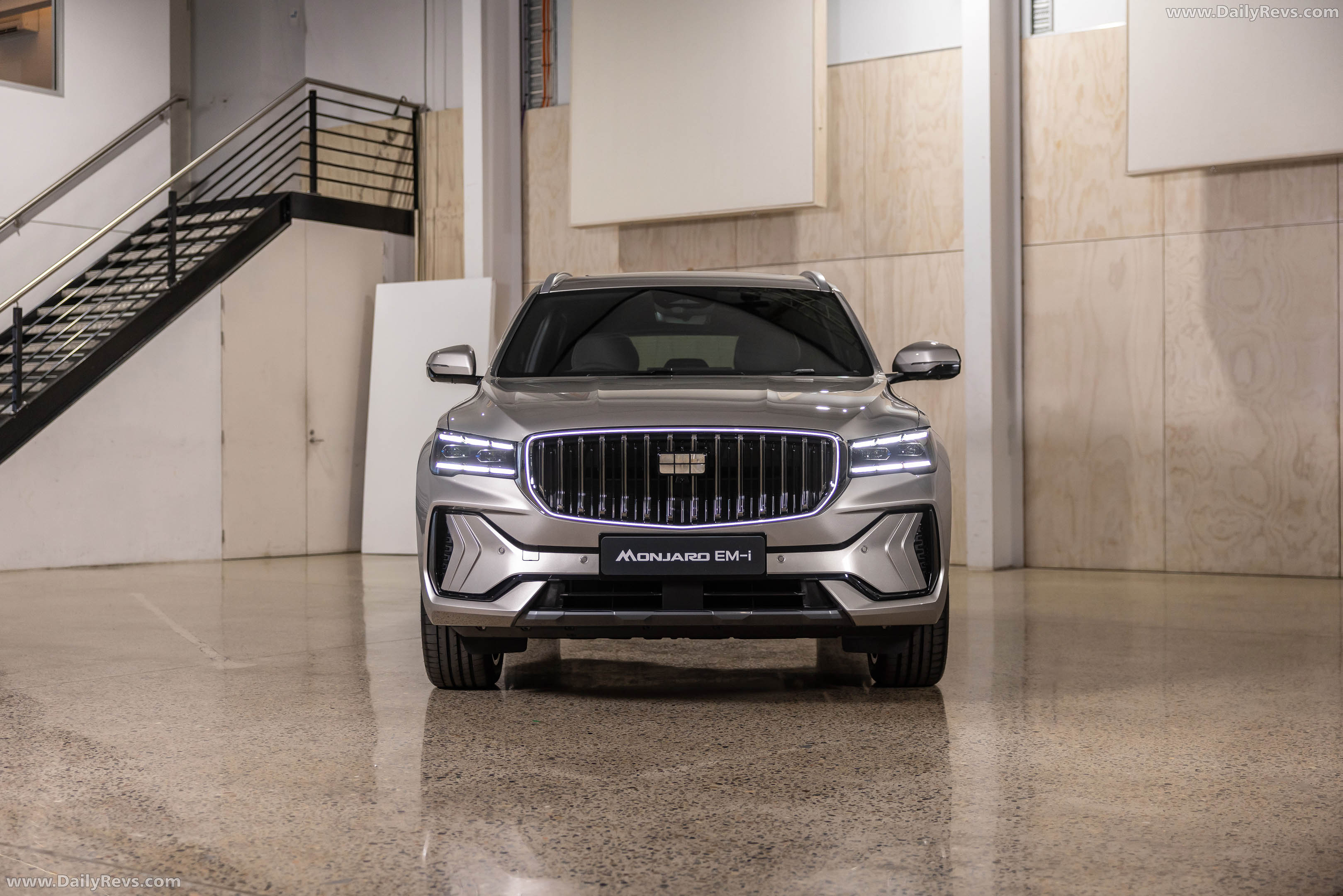 2027 Geely Monjaro EM-i Front View