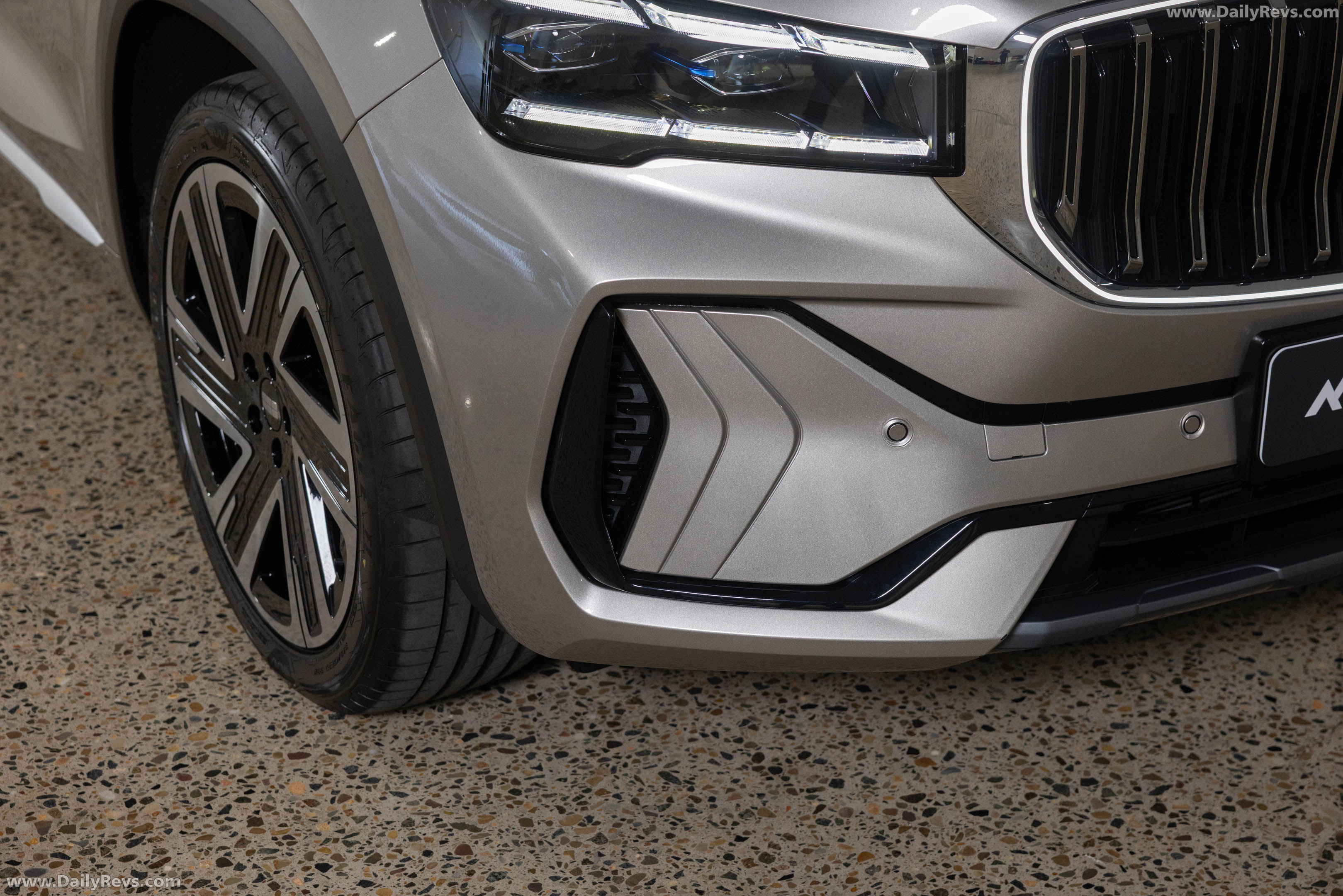 2027 Geely Monjaro EM-i Exterior