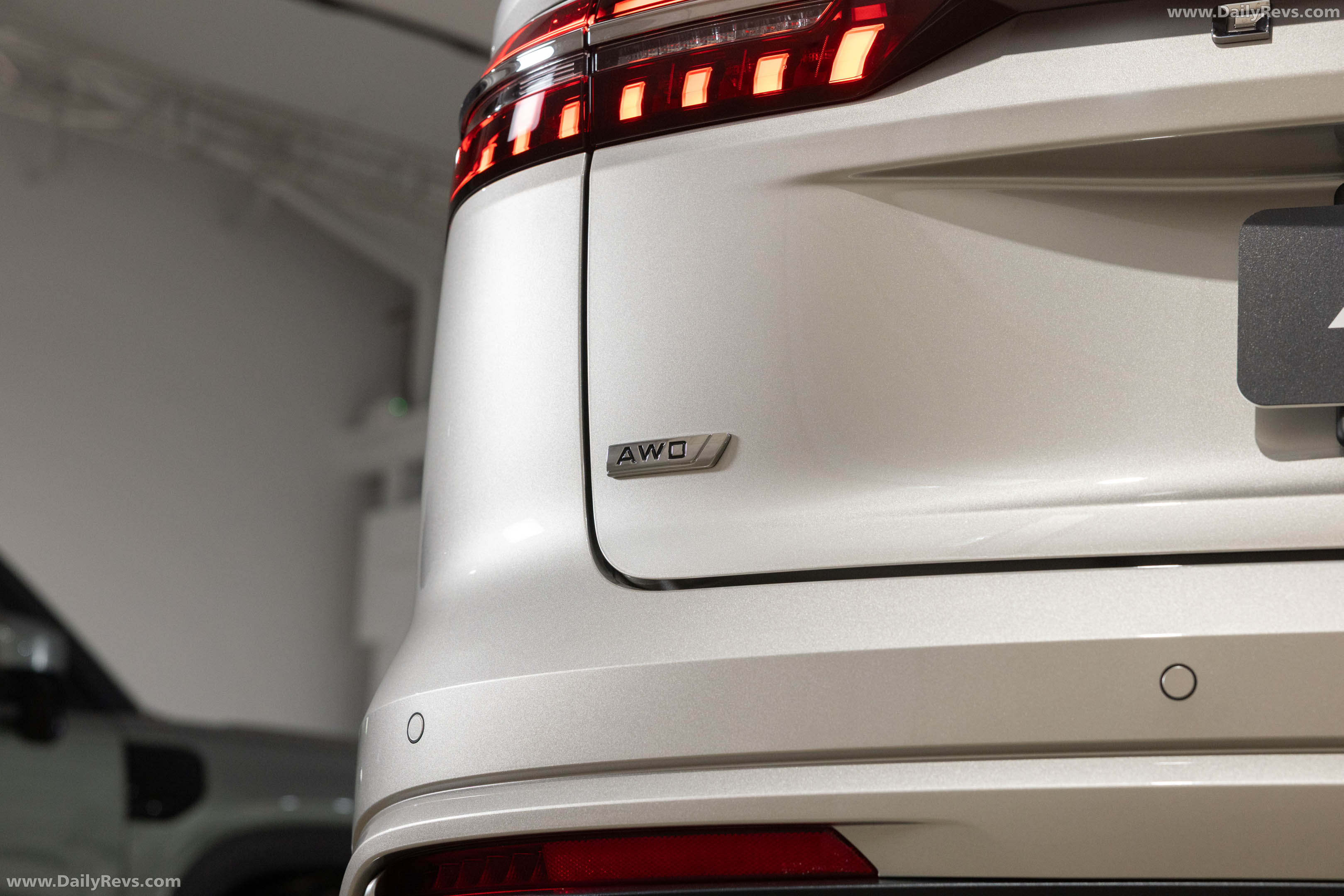 2027 Geely Monjaro EM-i Exterior