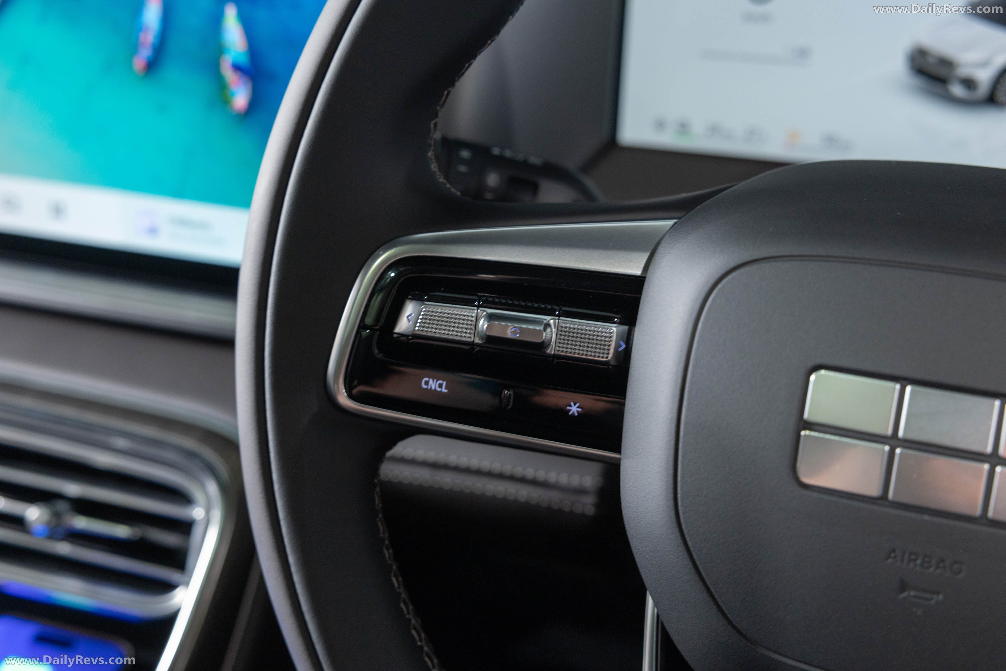 2027 Geely Monjaro EM-i Interior