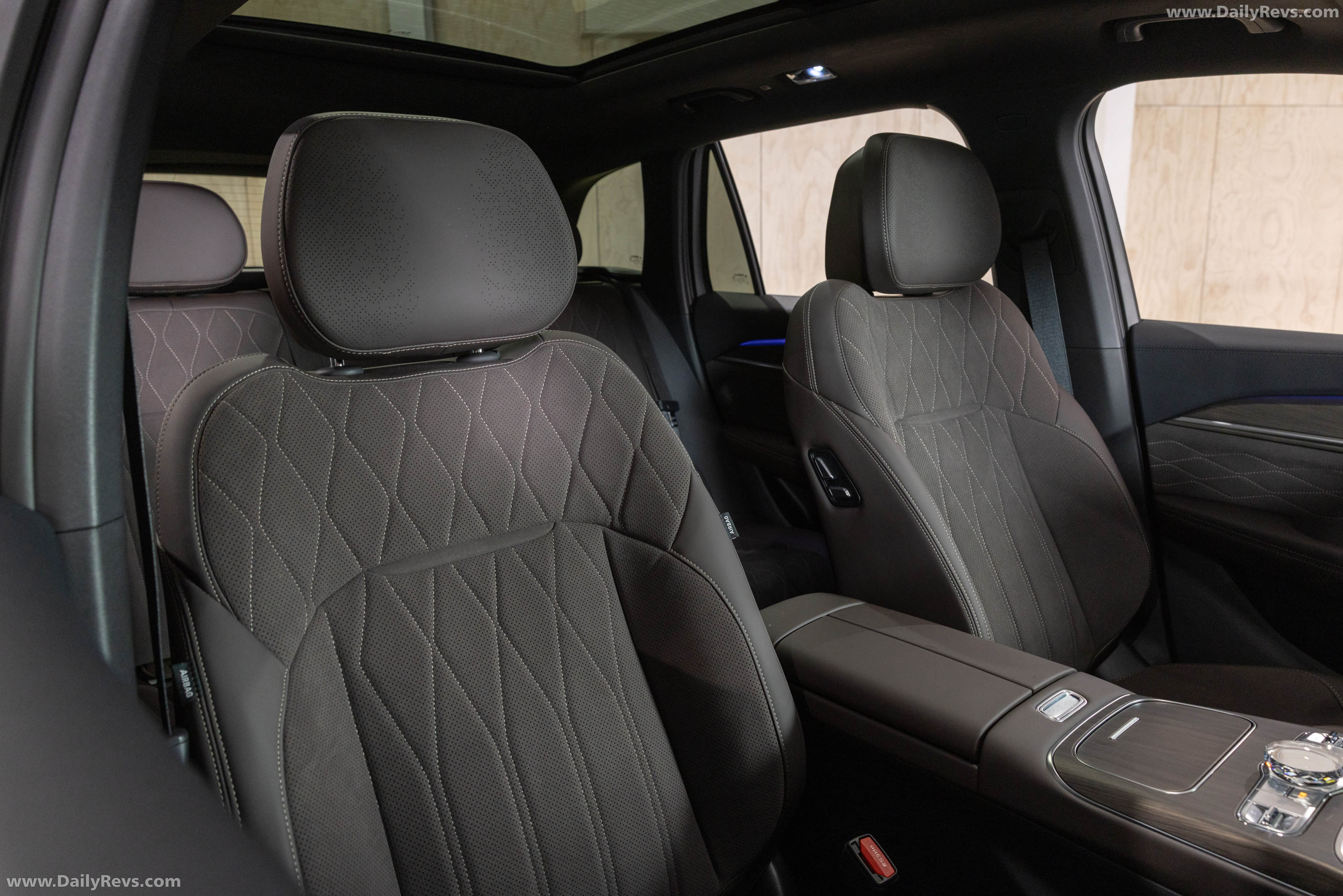 2027 Geely Monjaro EM-i Interior