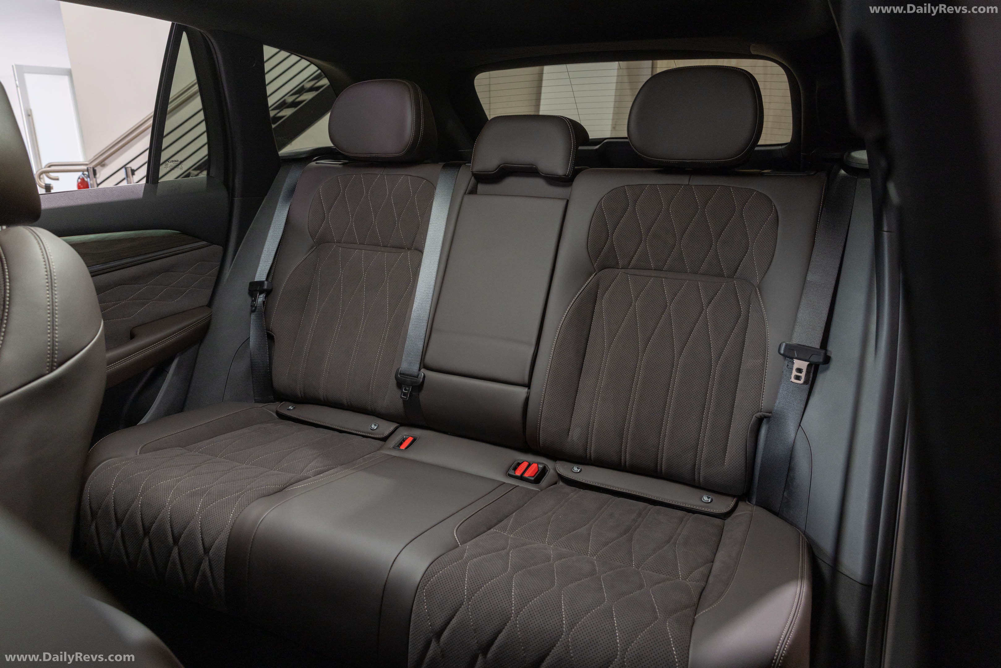 2027 Geely Monjaro EM-i Interior