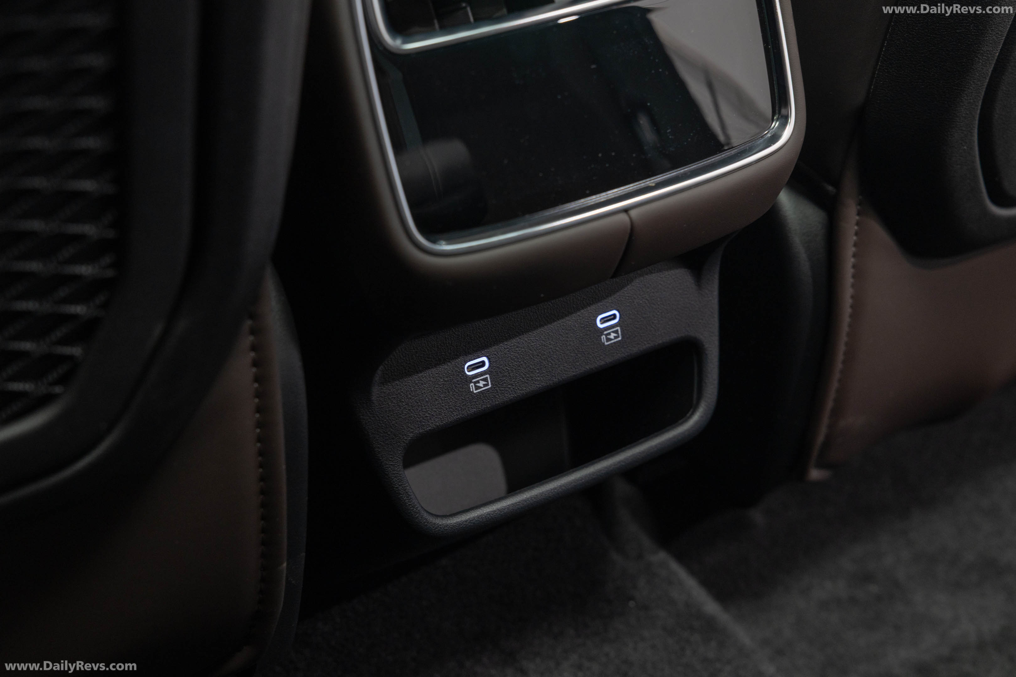 2027 Geely Monjaro EM-i Interior