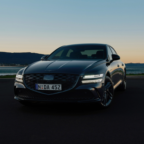 2025 Genesis G80 Black Front View