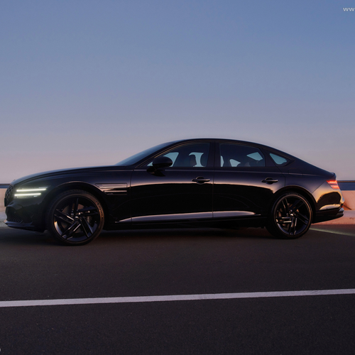 2025 Genesis G80 Black Side View