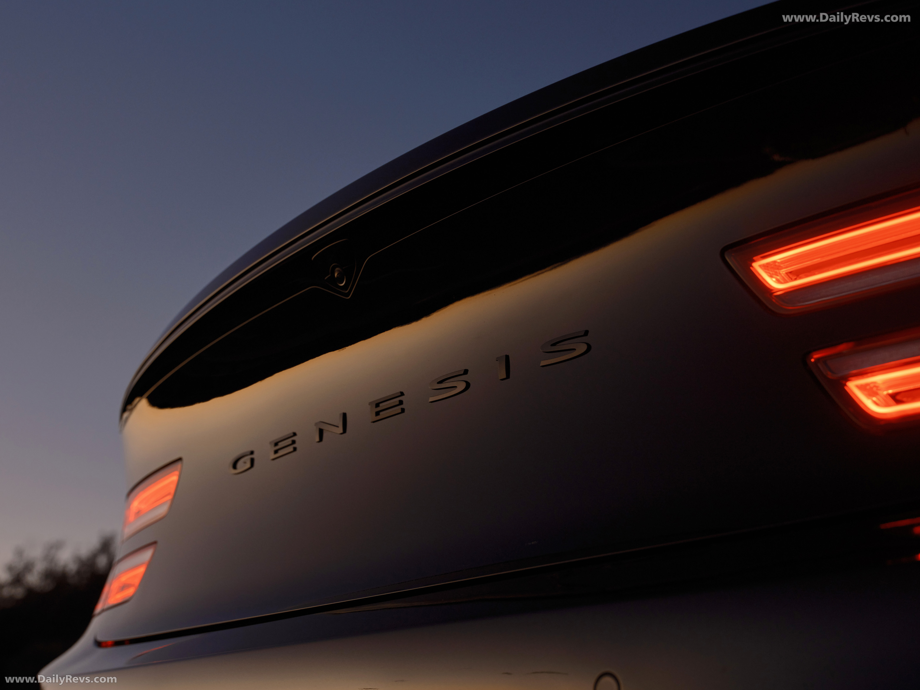 2025 Genesis G80 Black Exterior