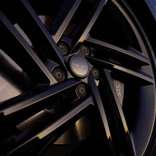2025 Genesis G80 Black Exterior