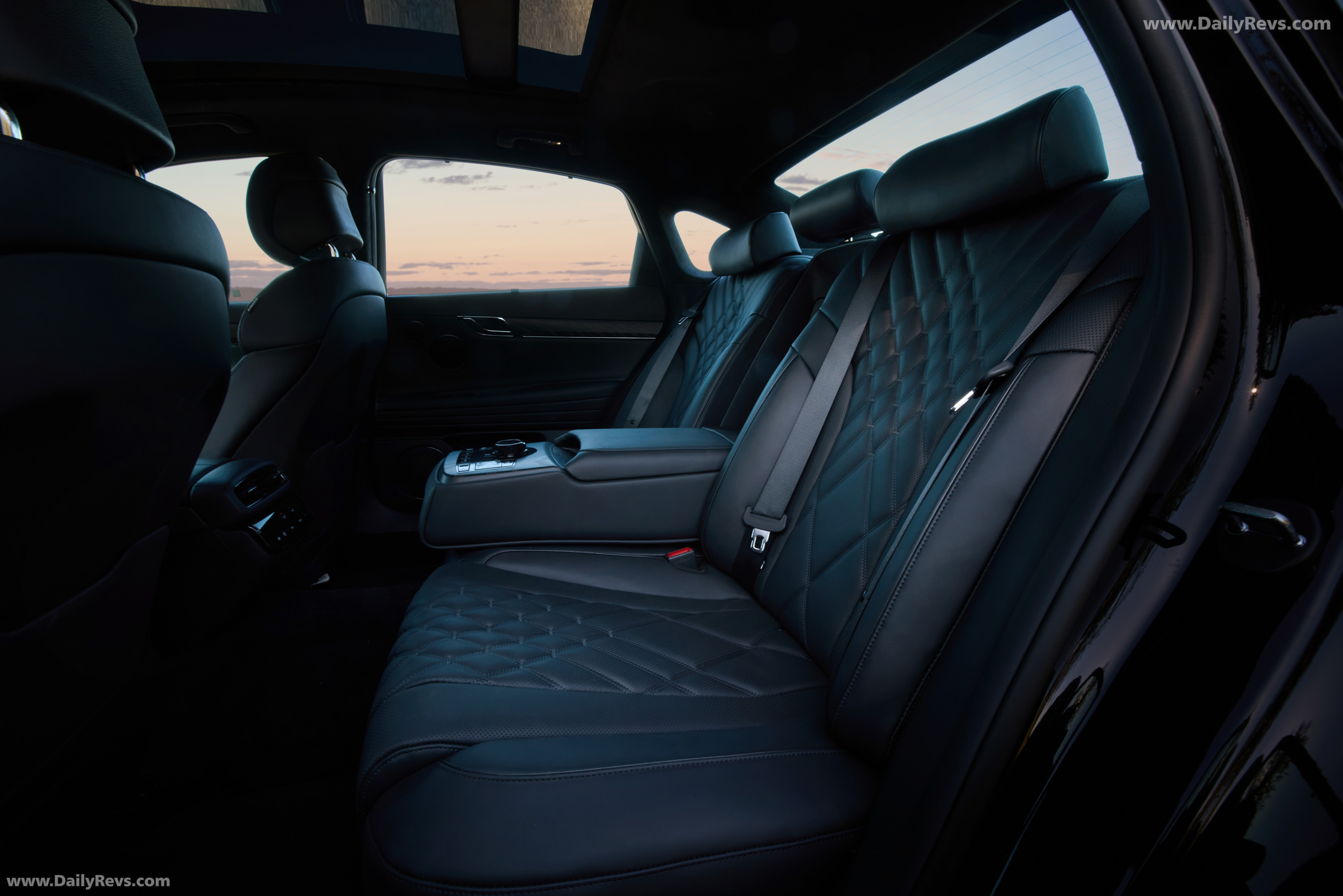 2025 Genesis G80 Black Interior