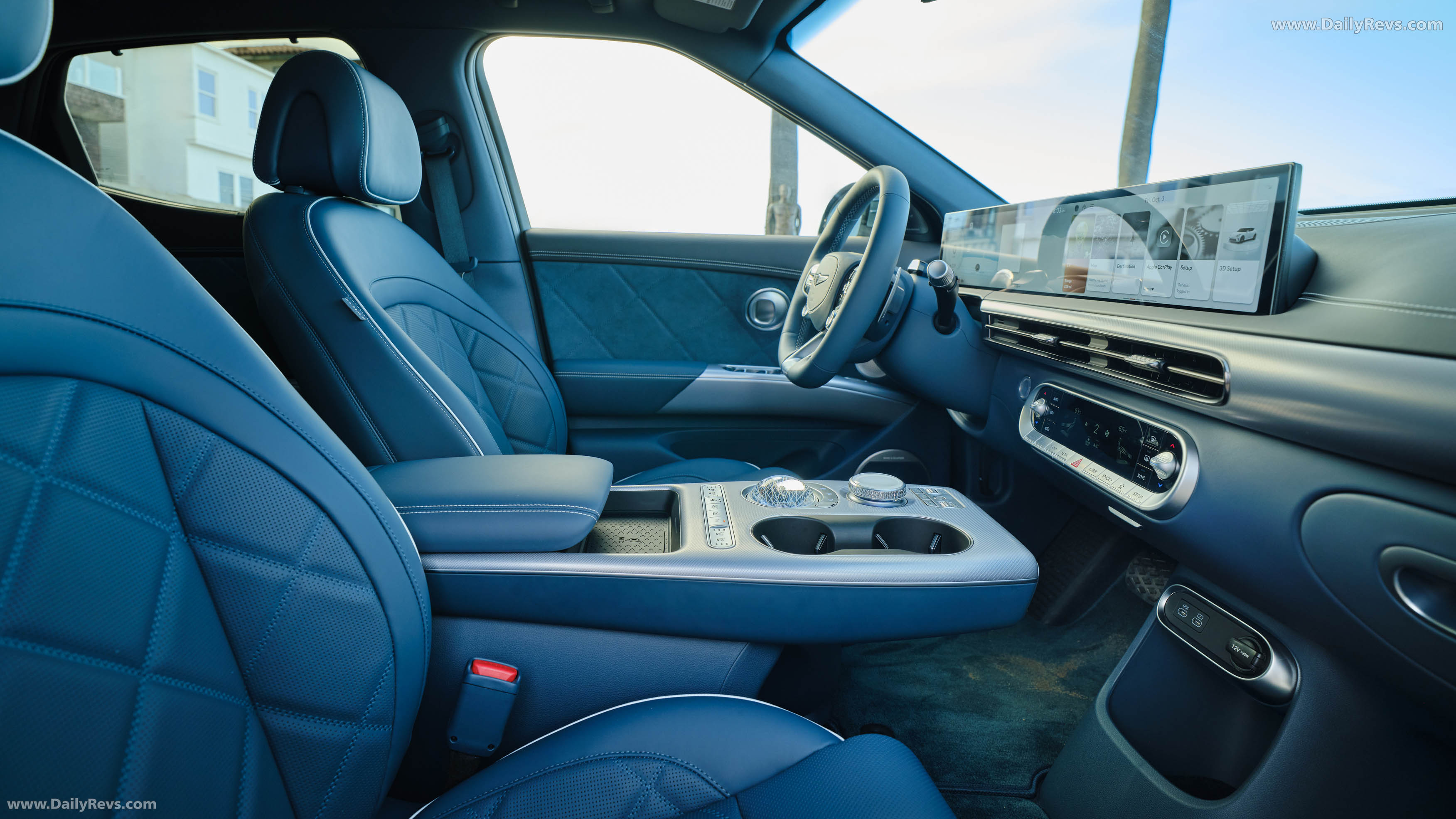 2025 Genesis GV60 US Version Interior