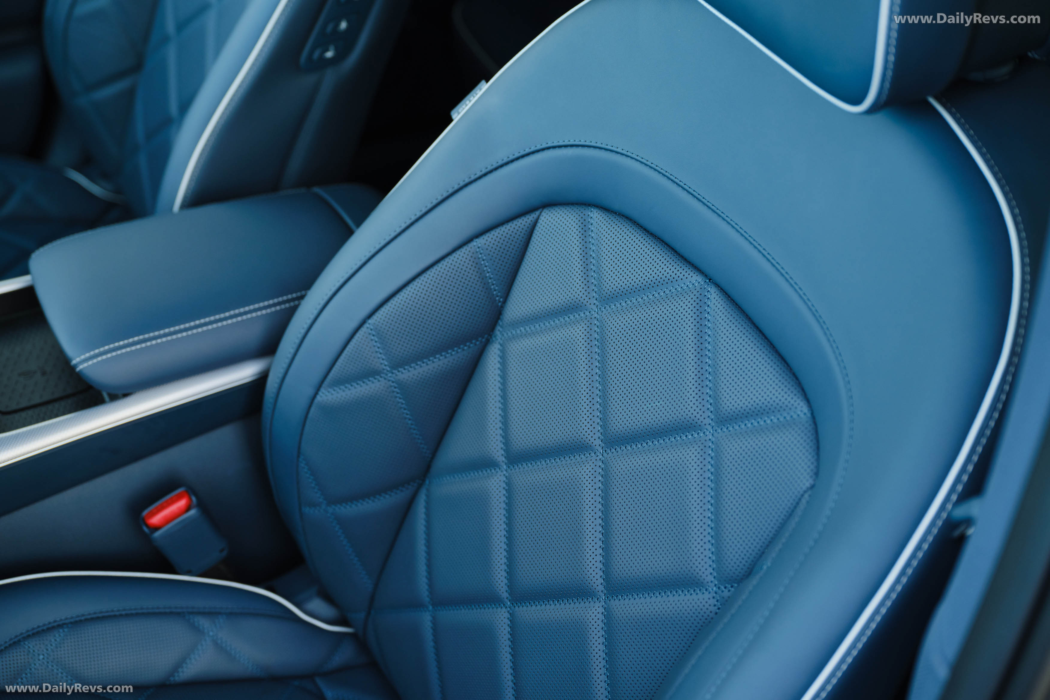2025 Genesis GV60 US Version Interior
