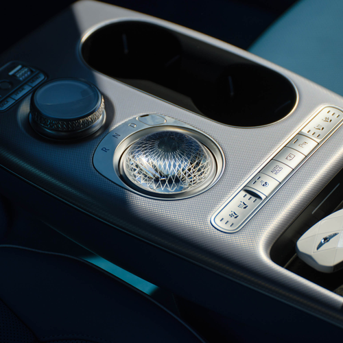 2025 Genesis GV60 US Version Interior