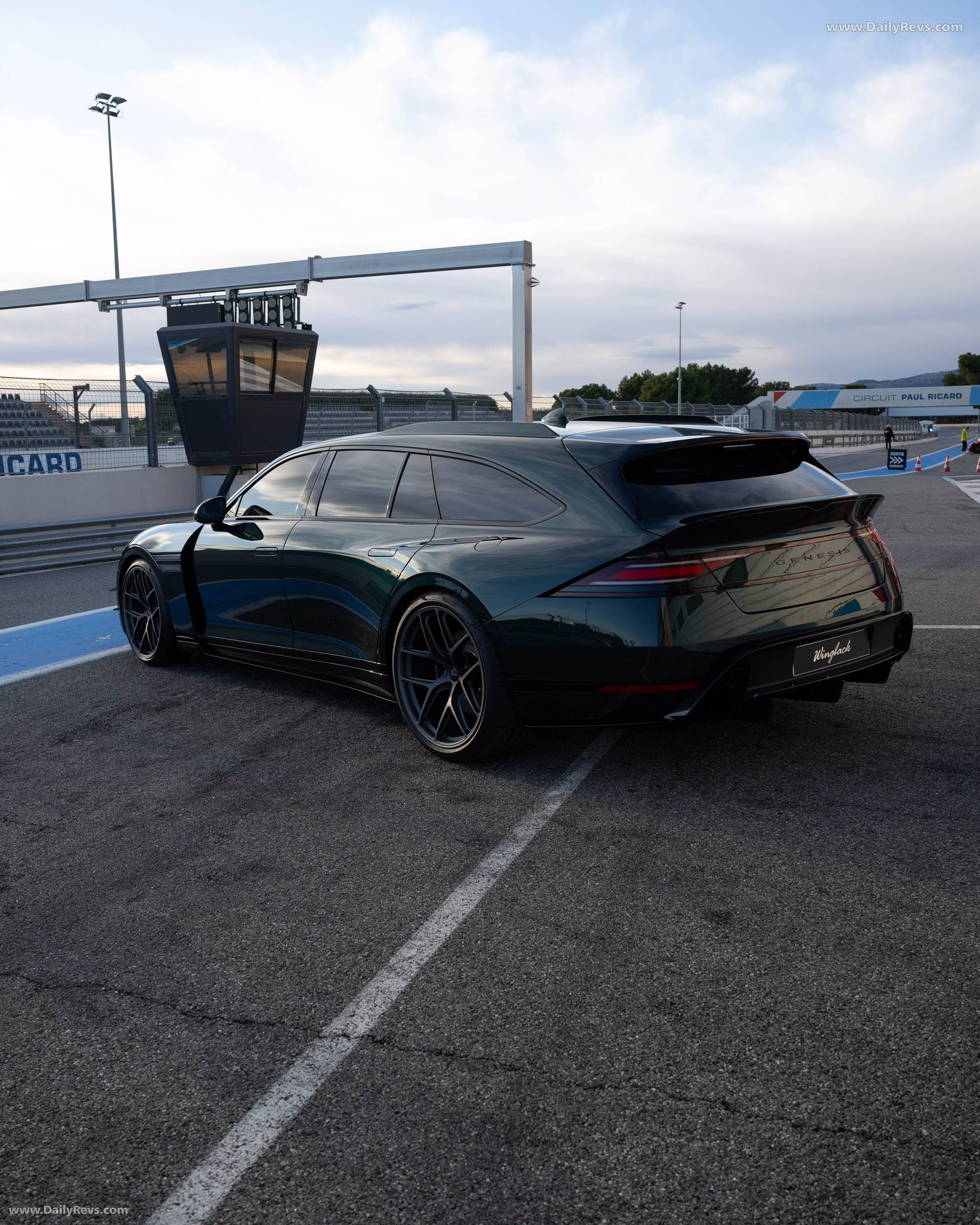 2025 Genesis G90 Wingback Concept Rear View