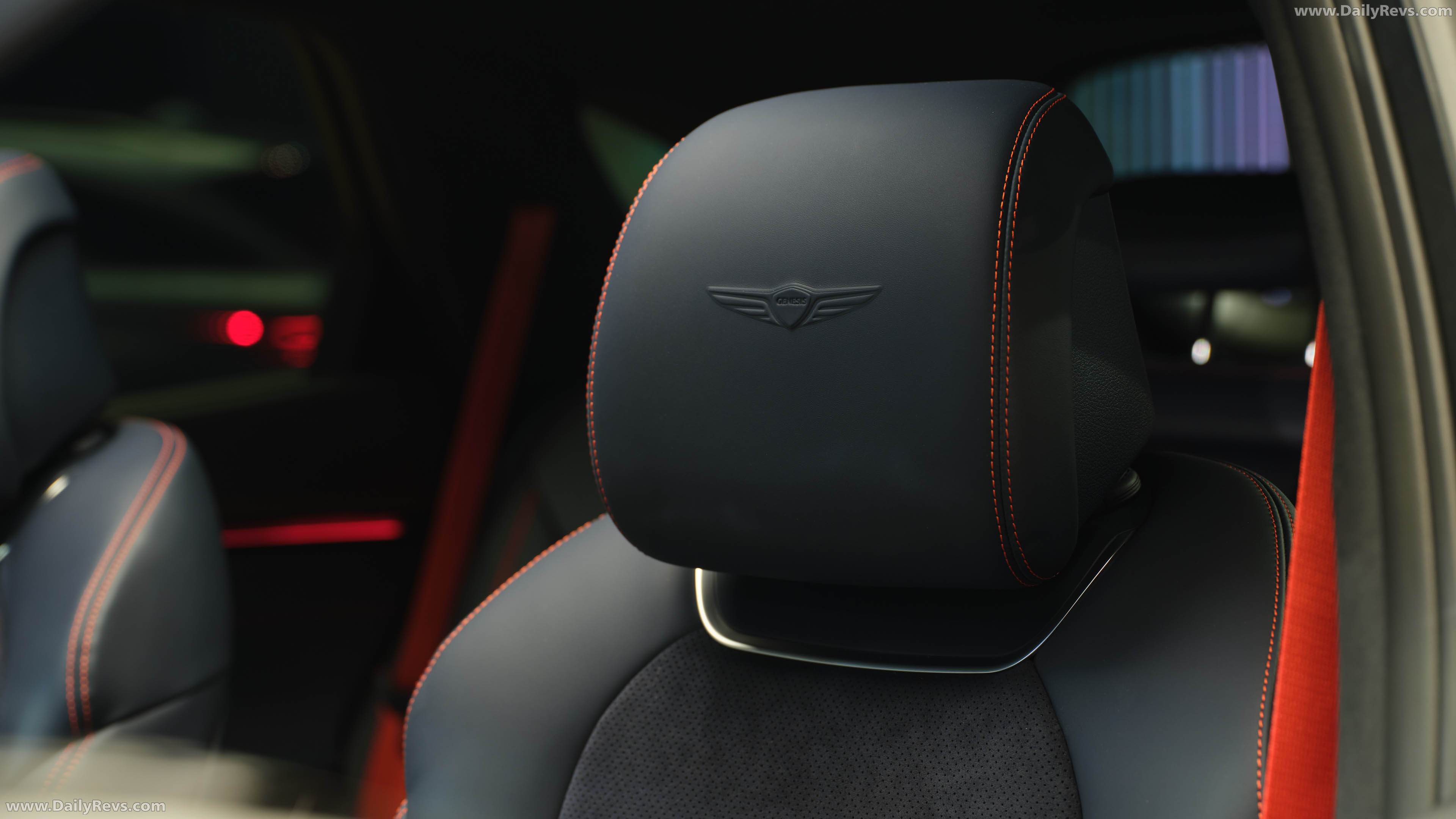 2026 Genesis GV70 Prestige Graphite Interior