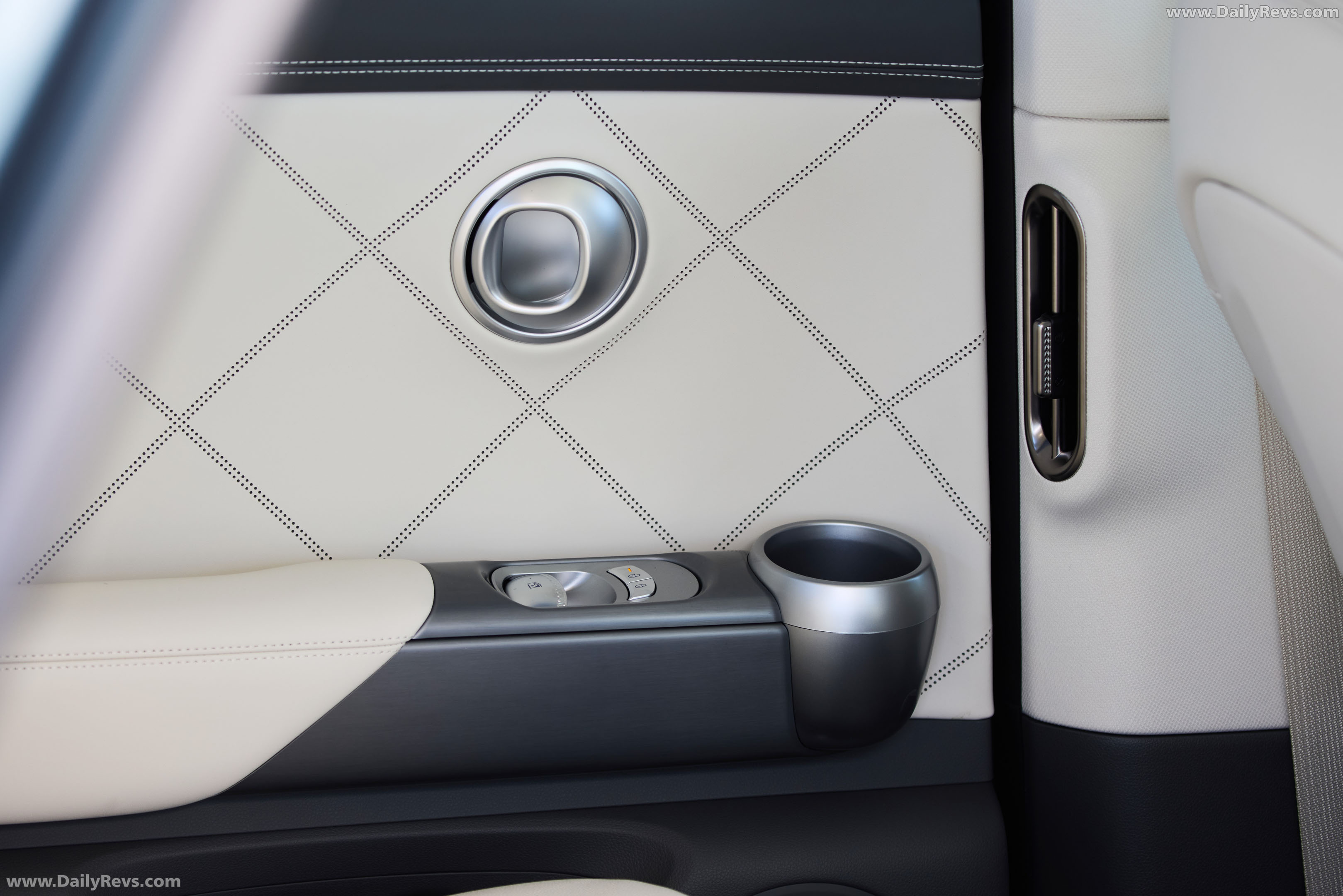 2026 Genesis GV60 Australian Version Interior