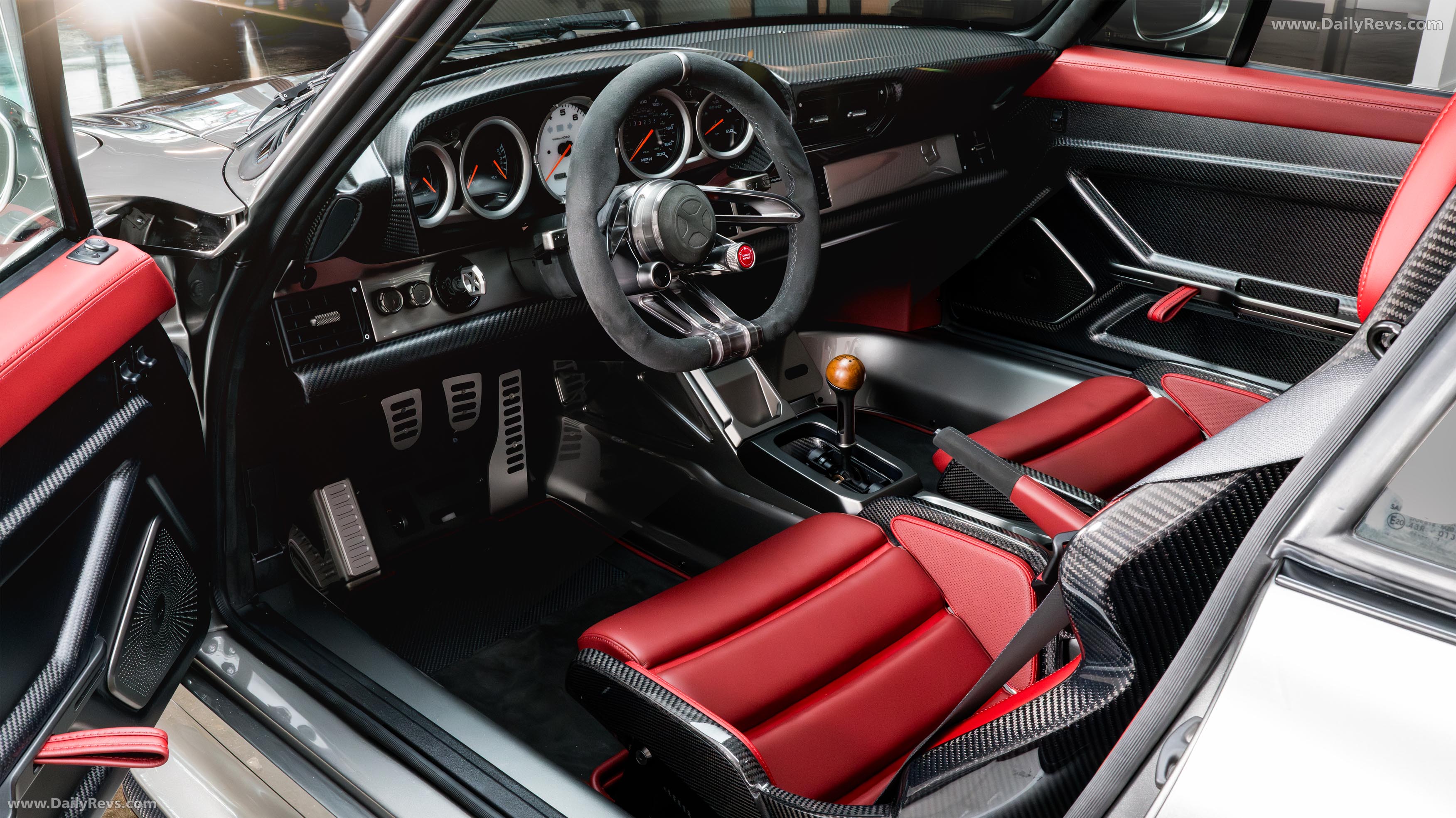 2025 Gunther Werks Project F-26 Interior
