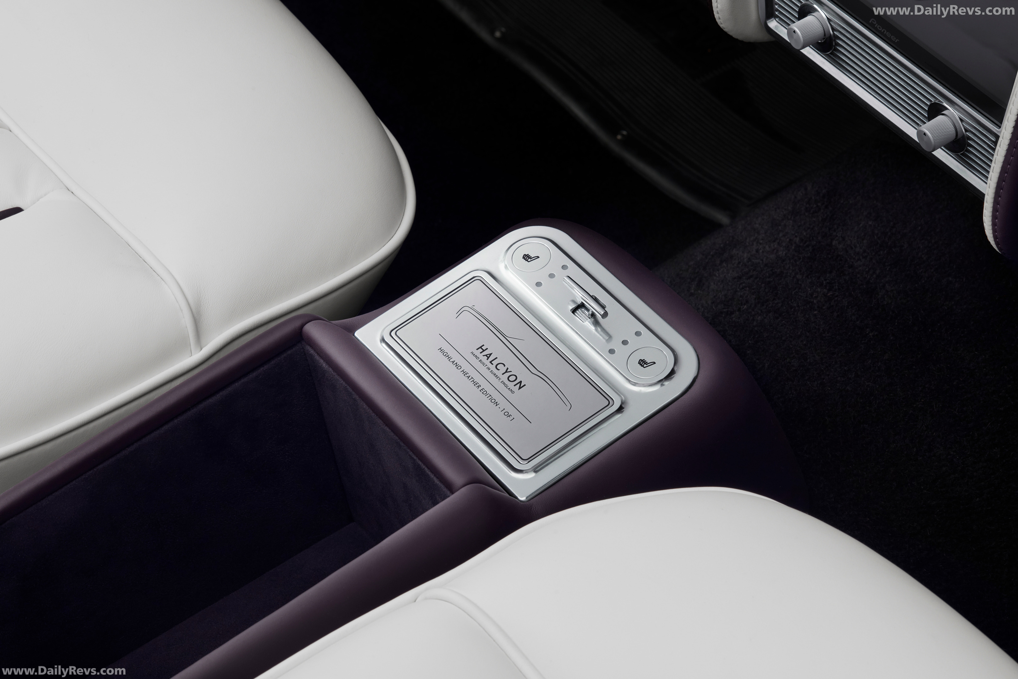 2025 Halcyon Highland Heather Interior
