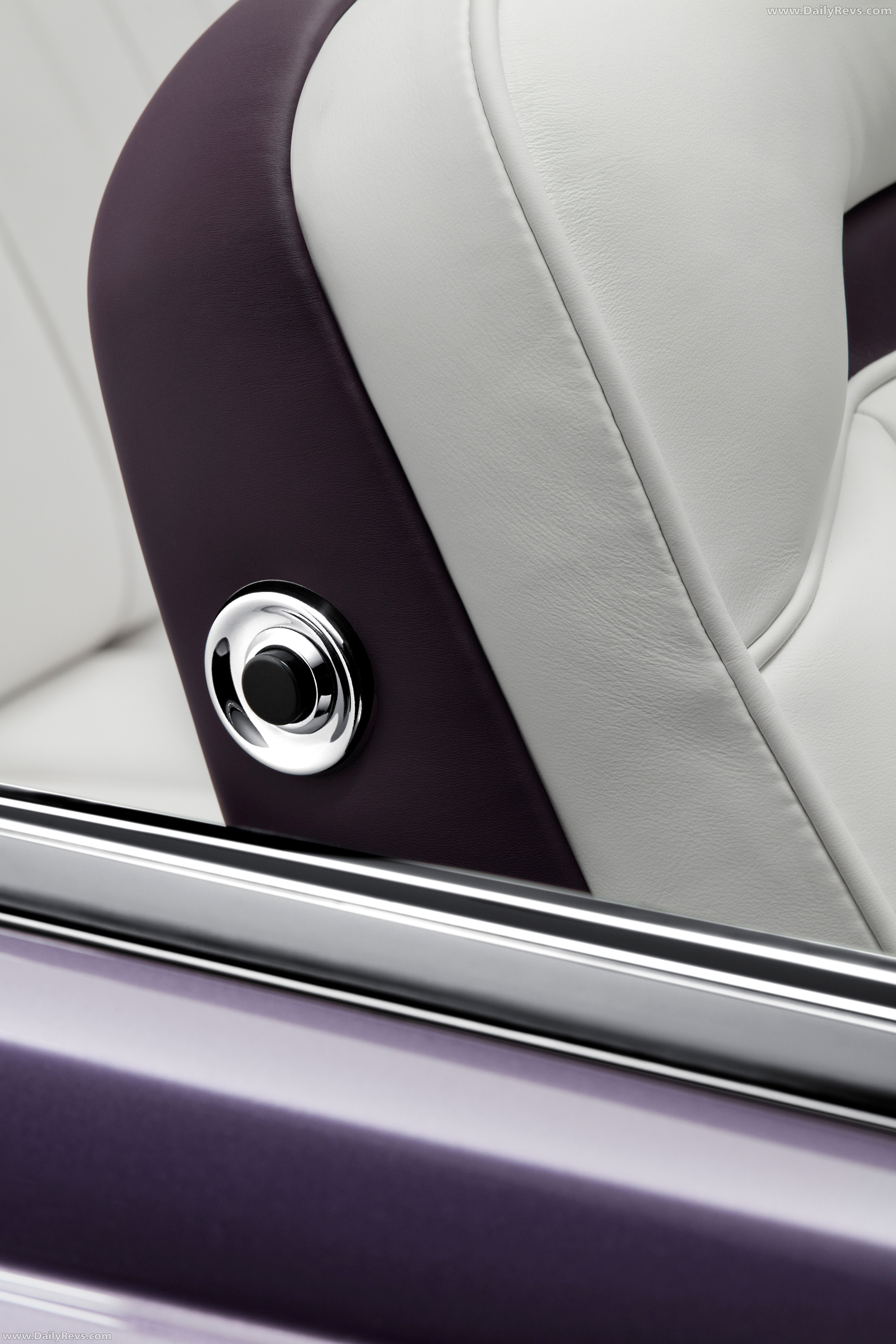 2025 Halcyon Highland Heather Interior