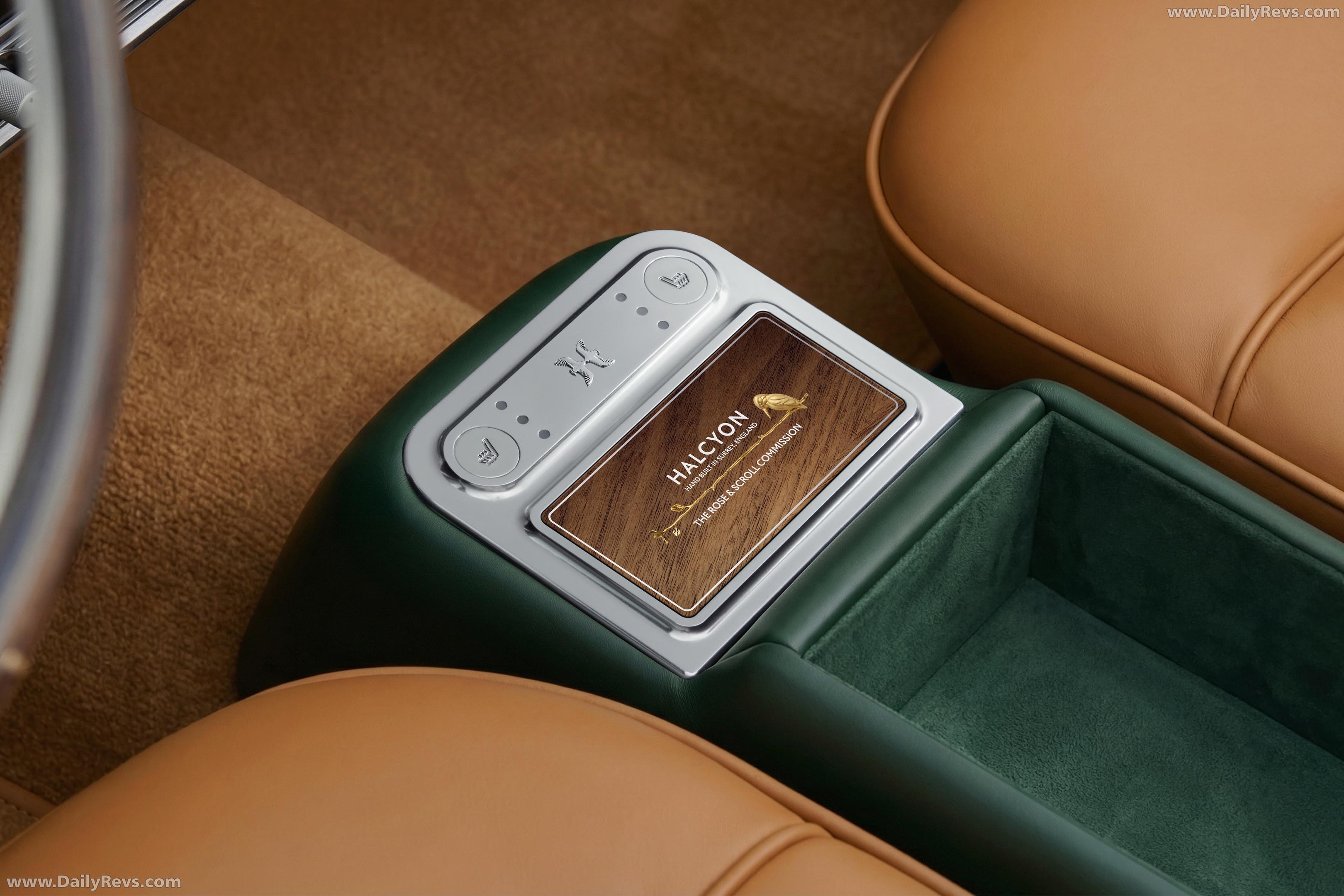 2026 Halcyon Rose And Scroll Interior