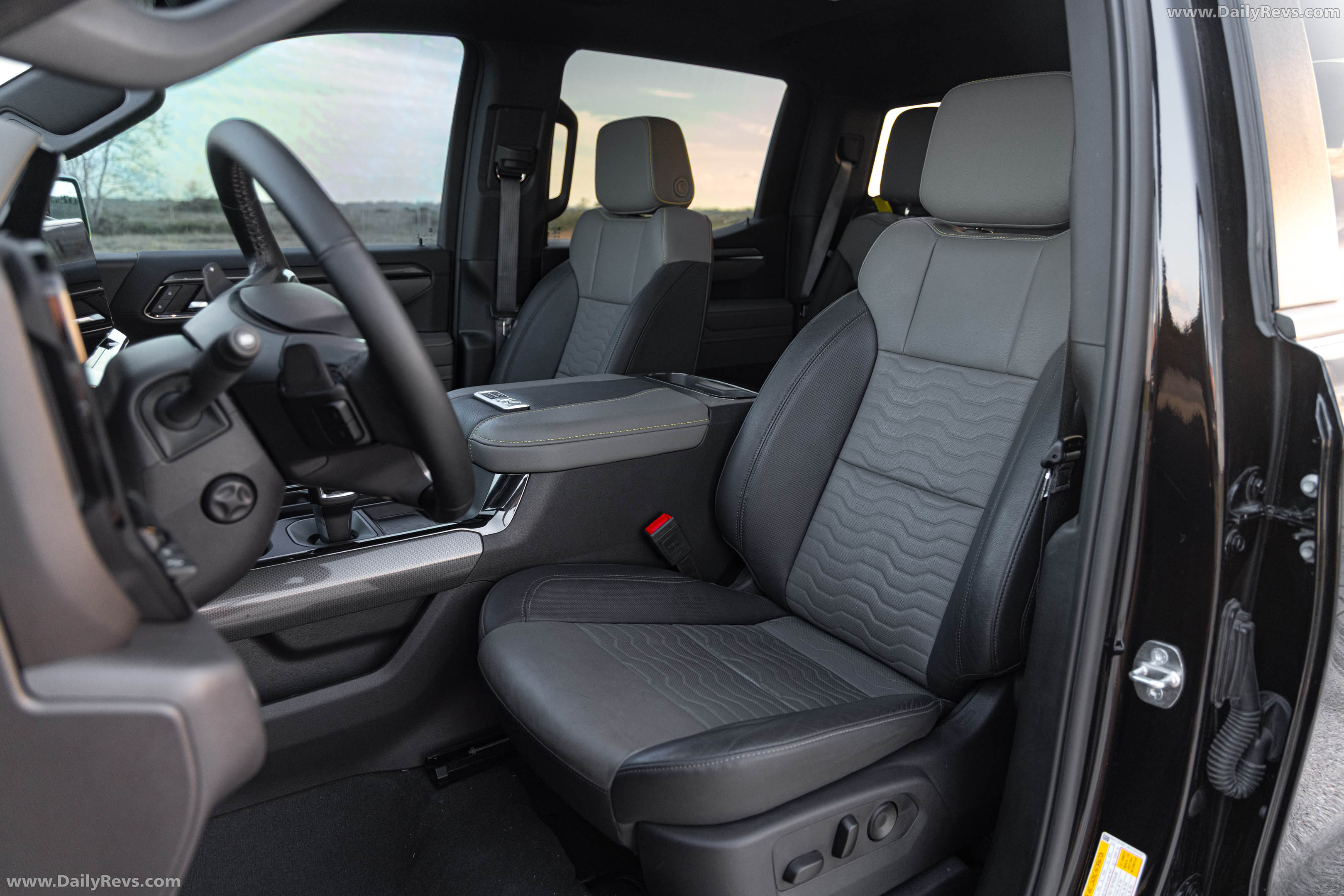2026 Hennessey Goliath 700 Interior
