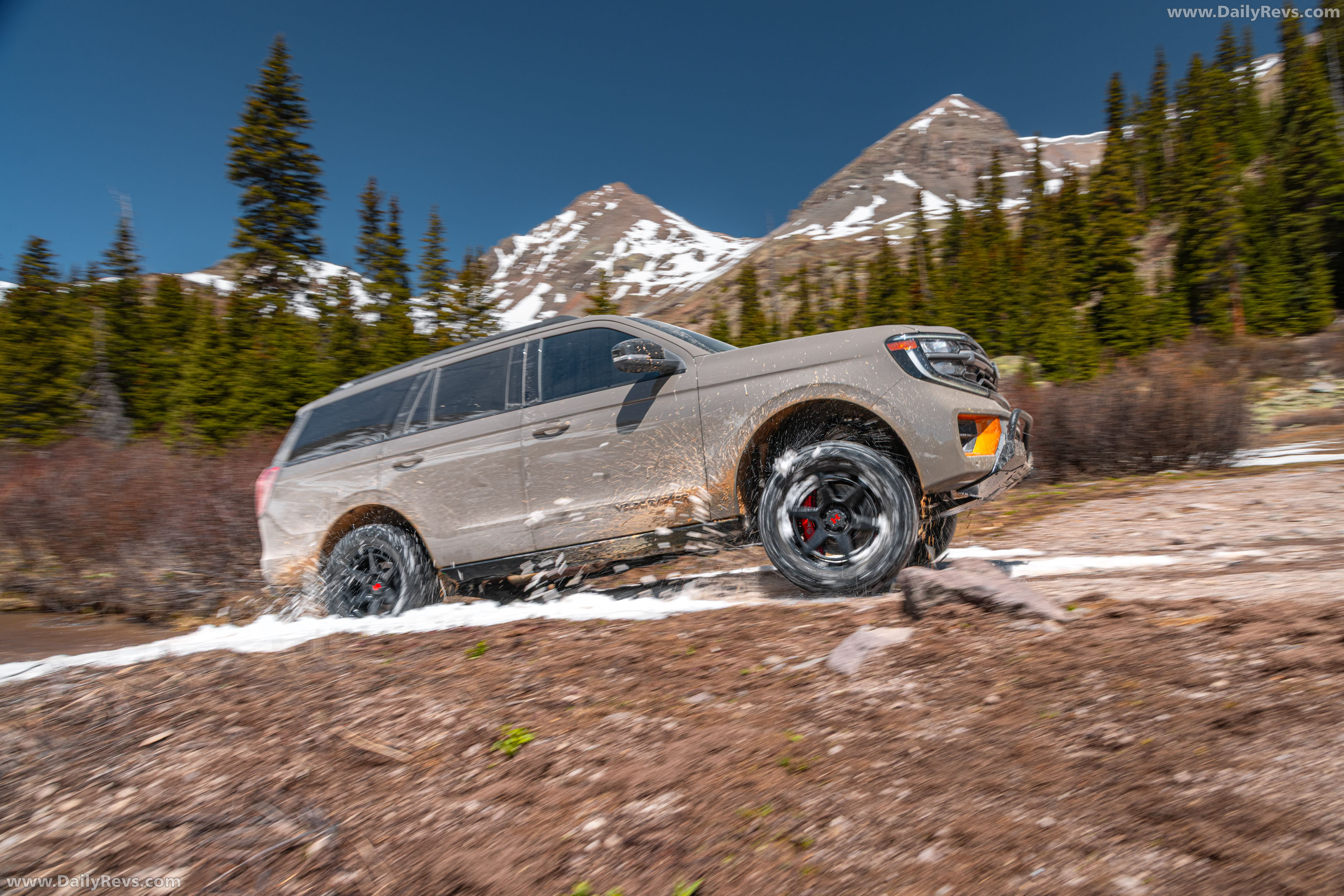 2026 Hennessey VelociRaptor SUV Expedition Side View