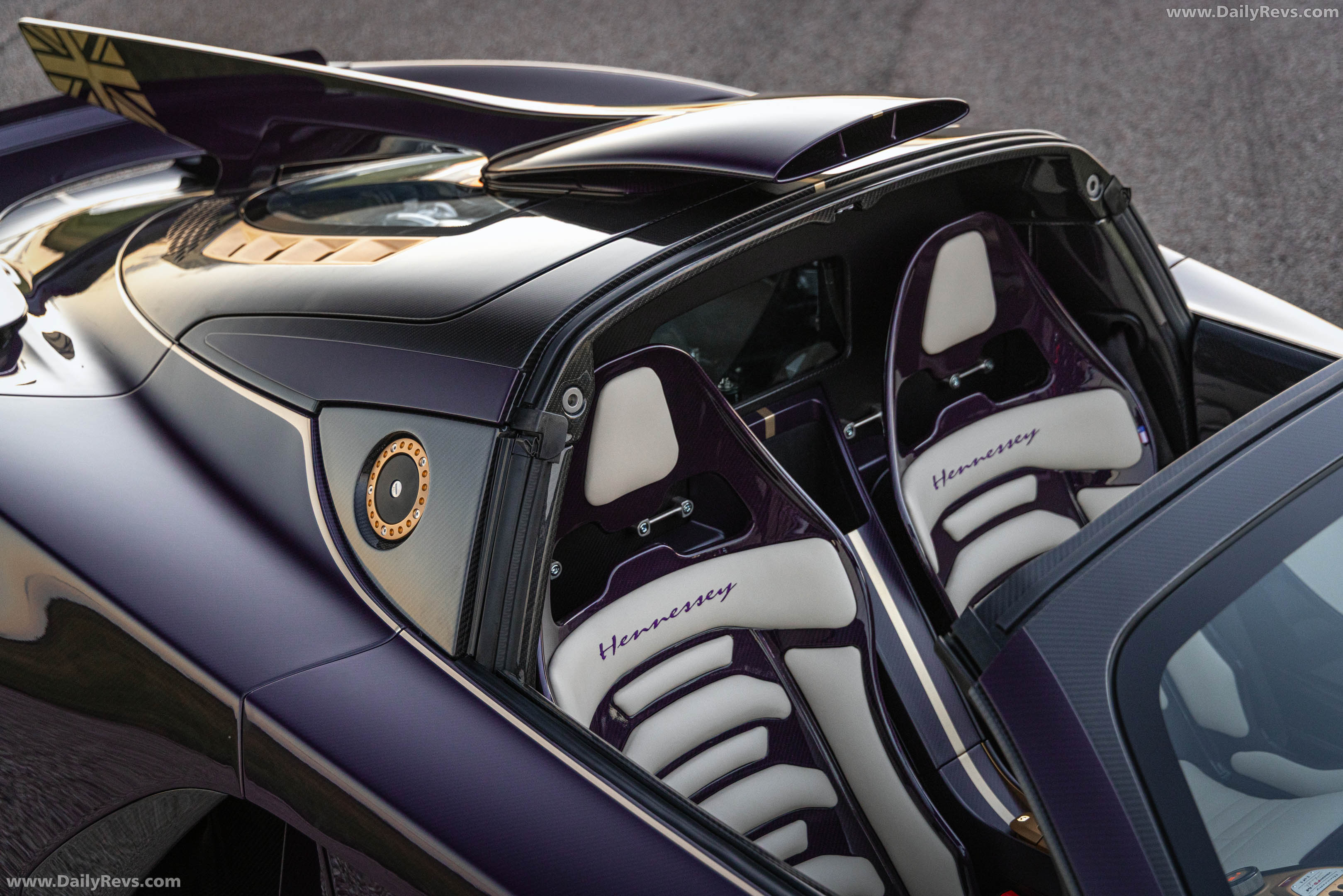 2027 Hennessey Venom F5-M Interior