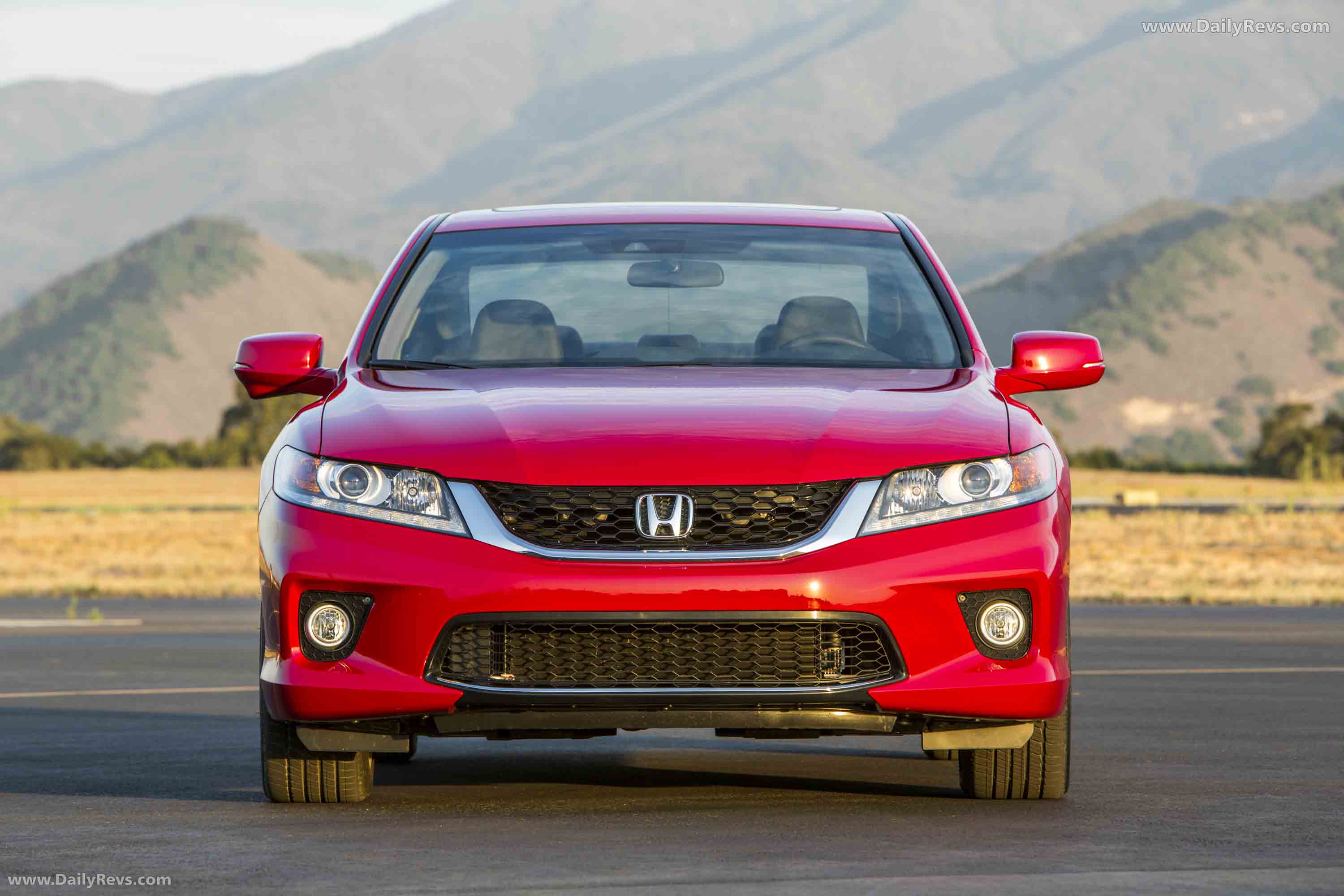 2013 Honda Accord Coupe Front View