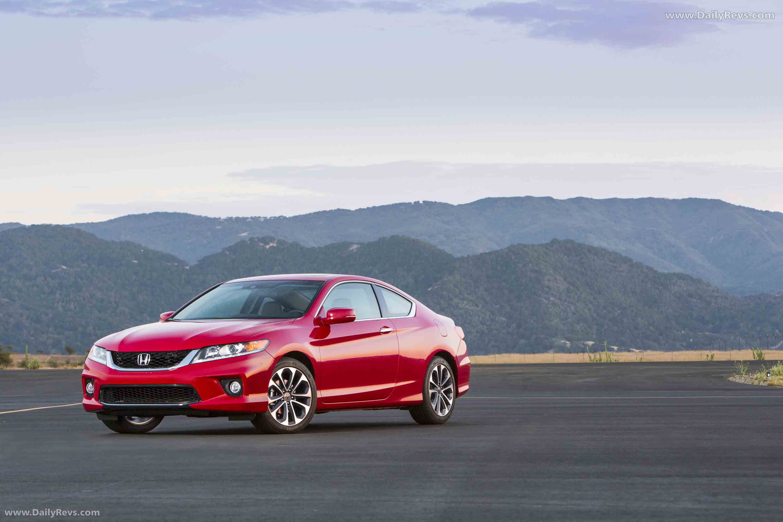 2013 Honda Accord Coupe Front View