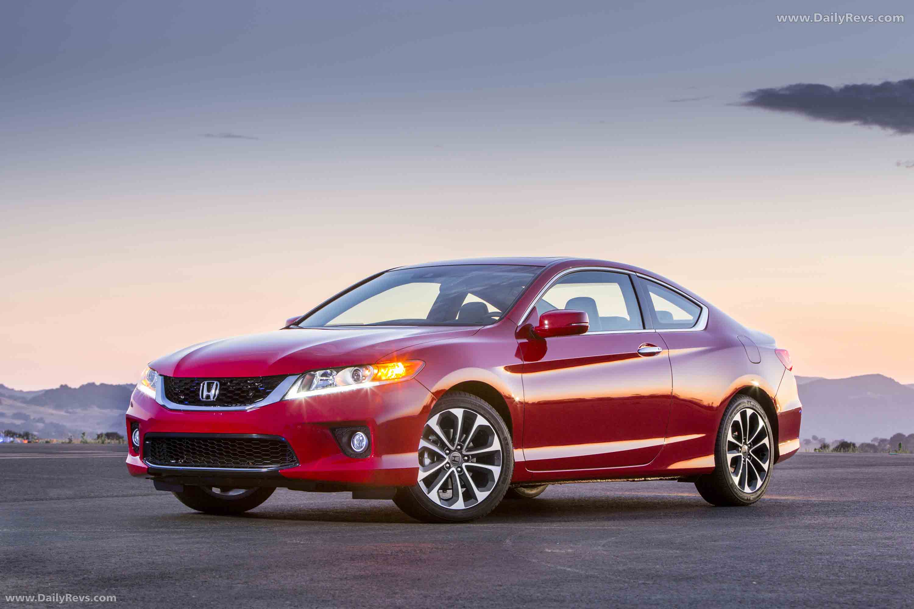 2013 Honda Accord Coupe Front View