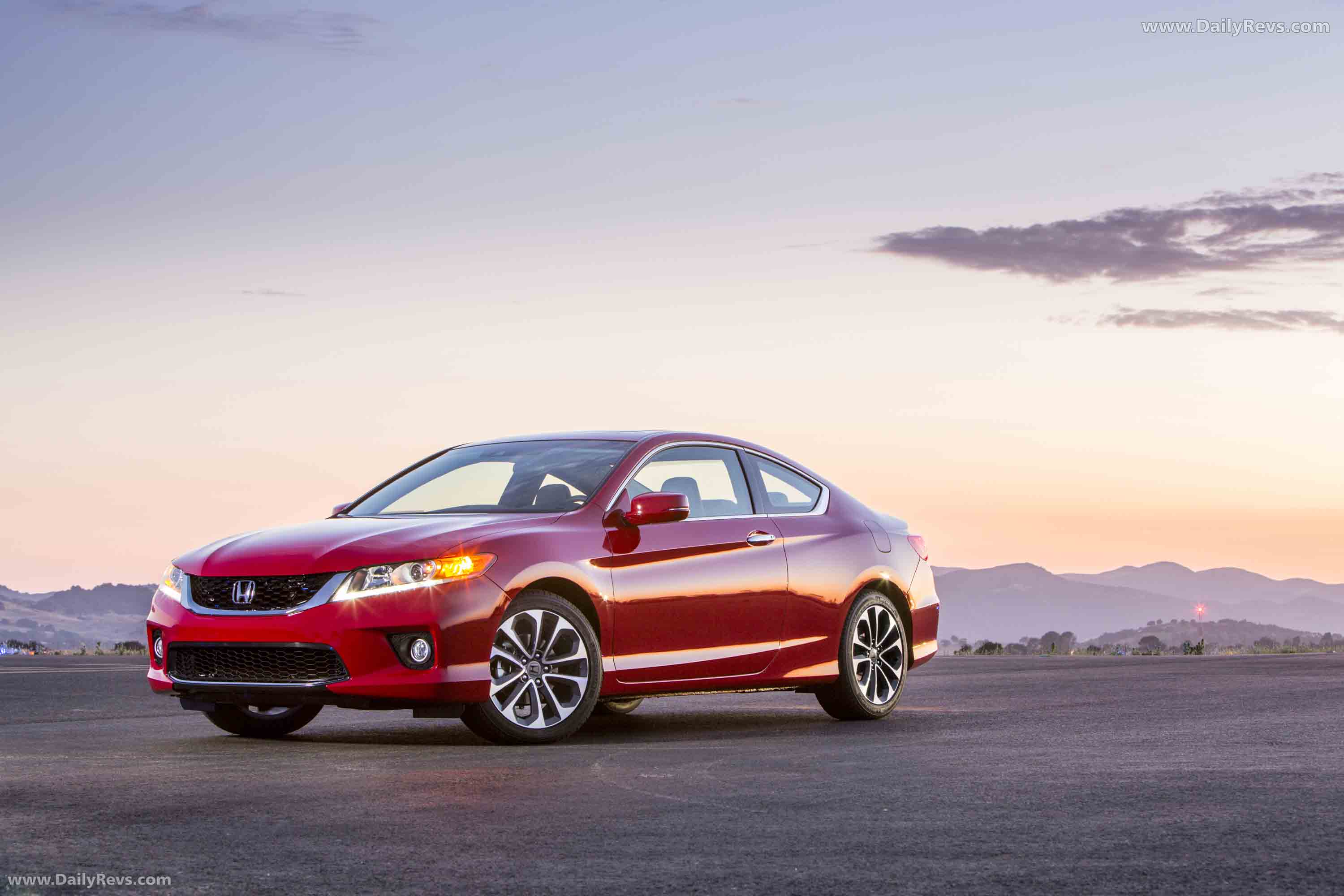 2013 Honda Accord Coupe Front View