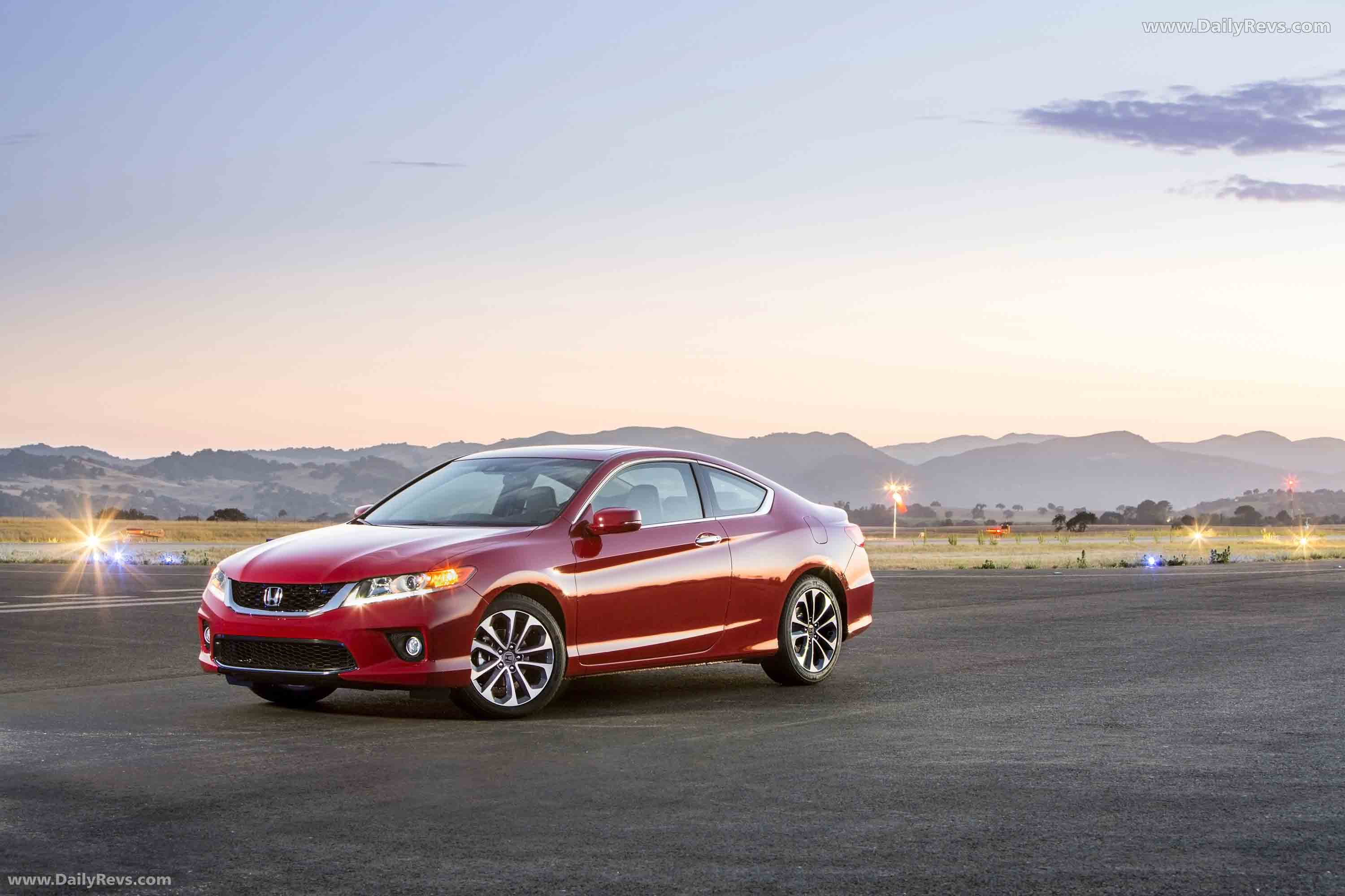 2013 Honda Accord Coupe Front View