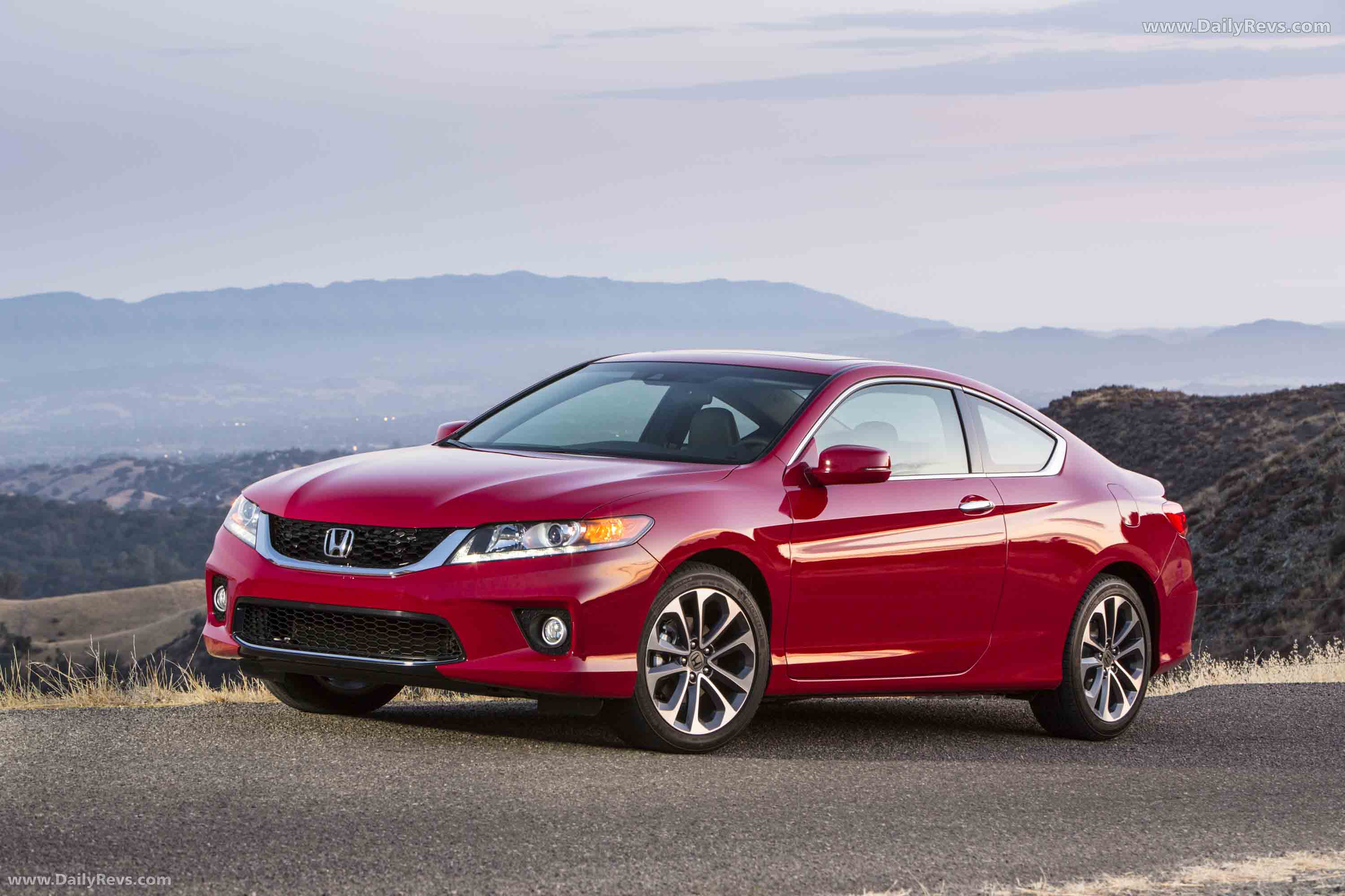 2013 Honda Accord Coupe Front View