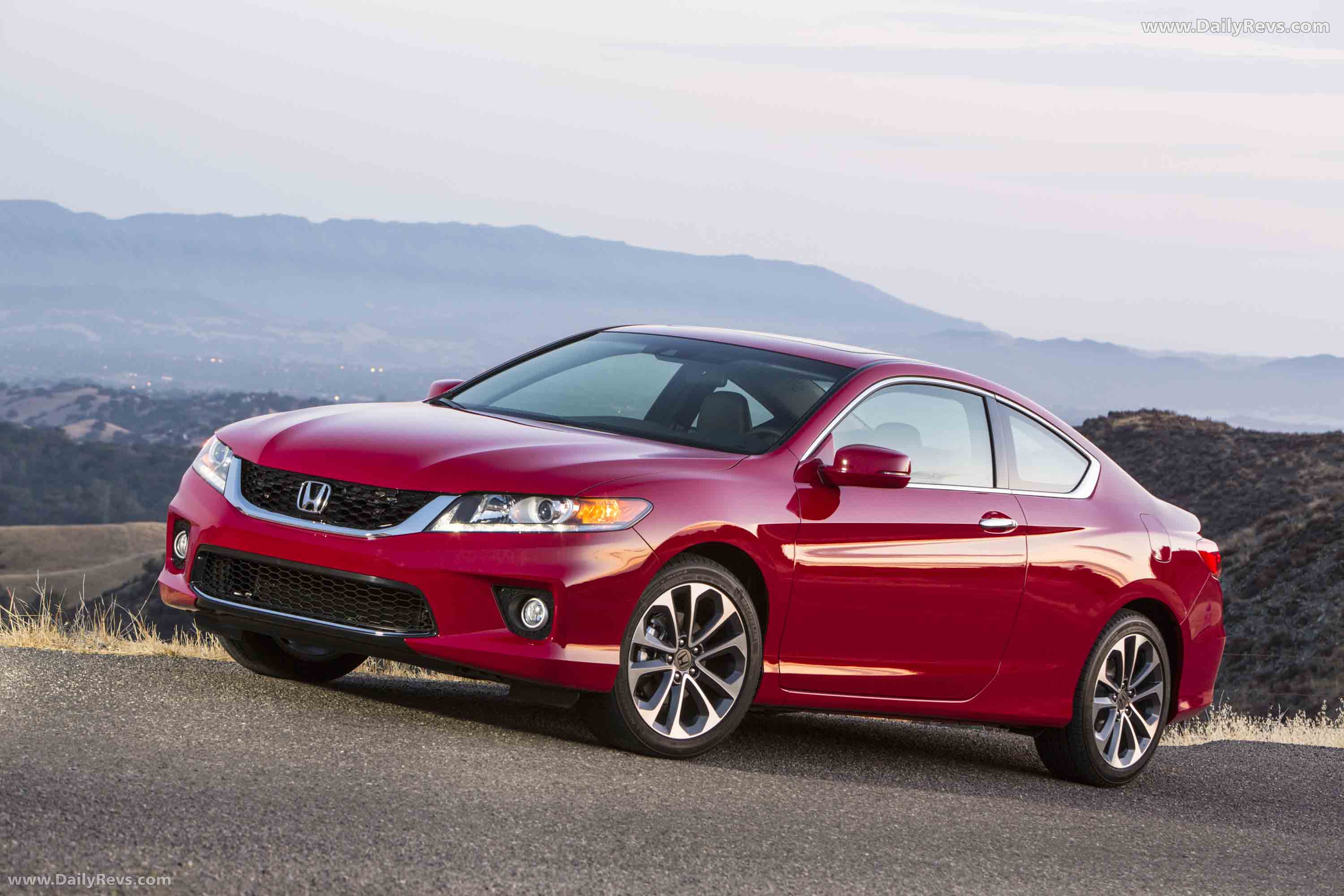 2013 Honda Accord Coupe Front View