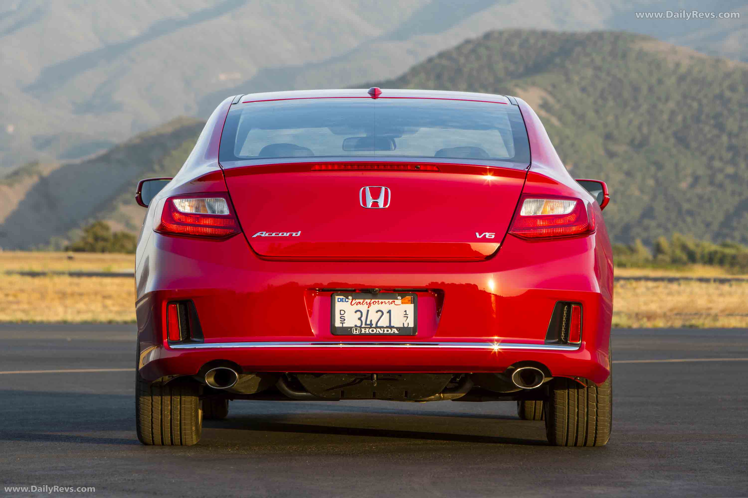 2013 Honda Accord Coupe Rear View