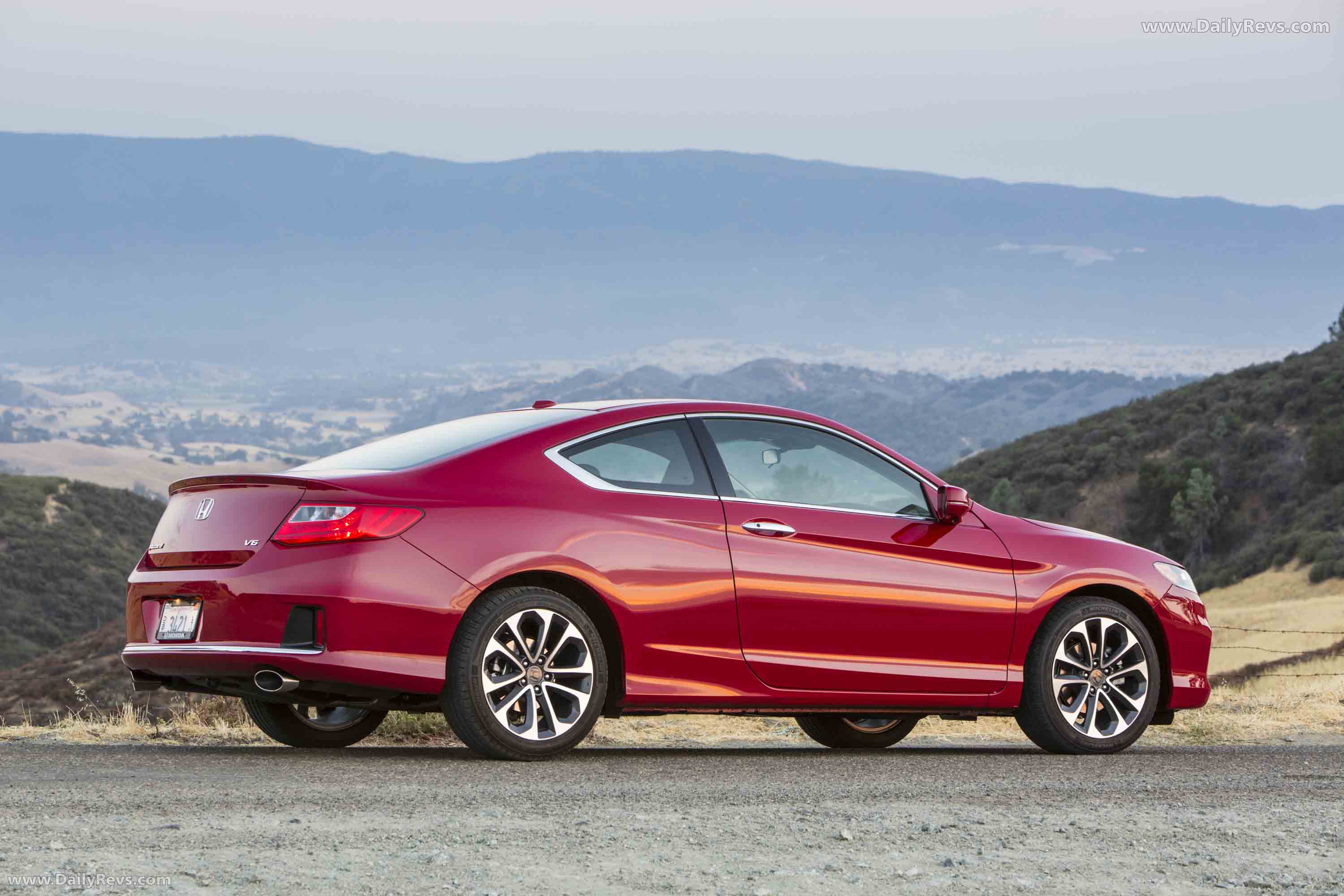 2013 Honda Accord Coupe Rear View