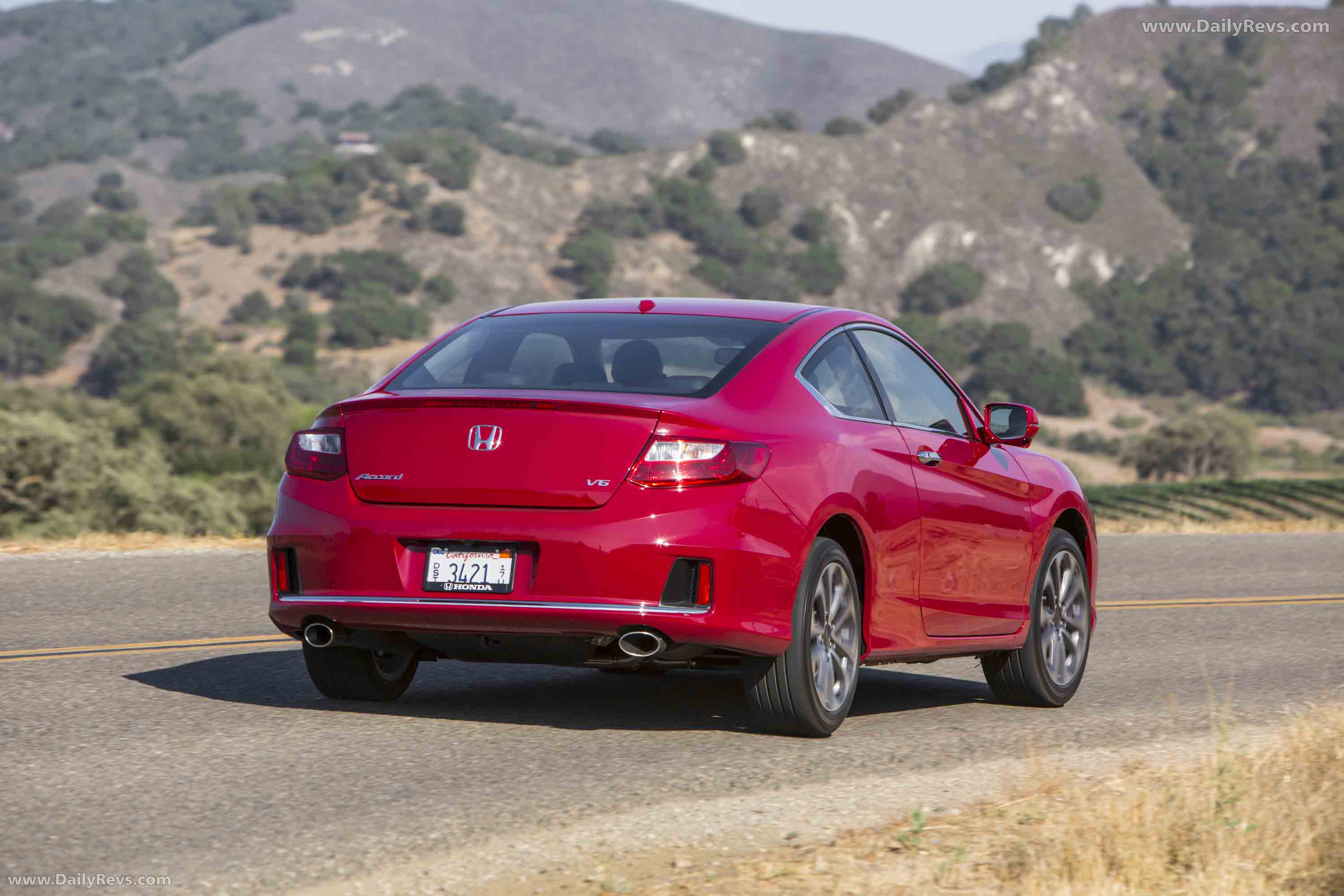 2013 Honda Accord Coupe Rear View