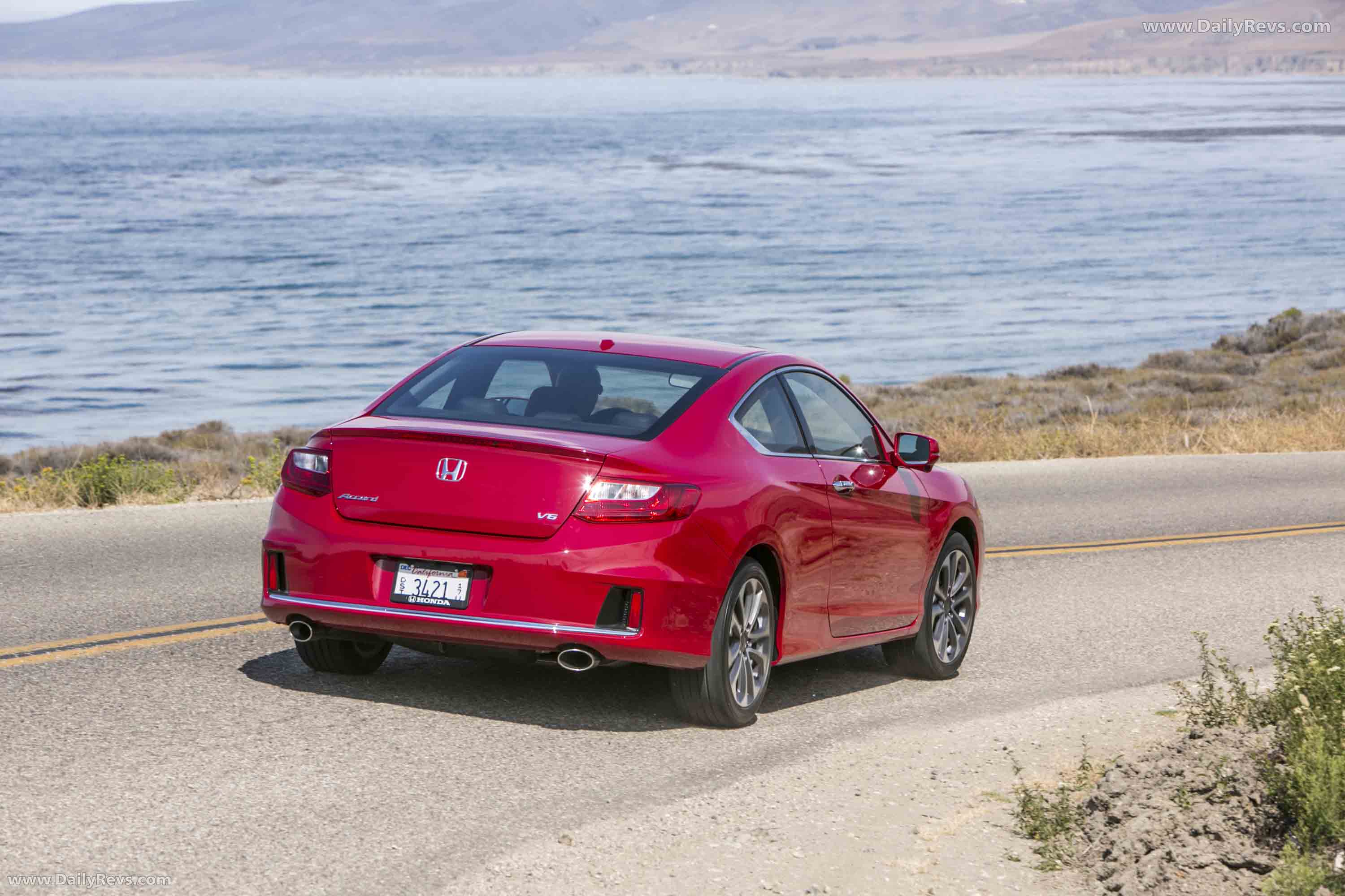 2013 Honda Accord Coupe Rear View