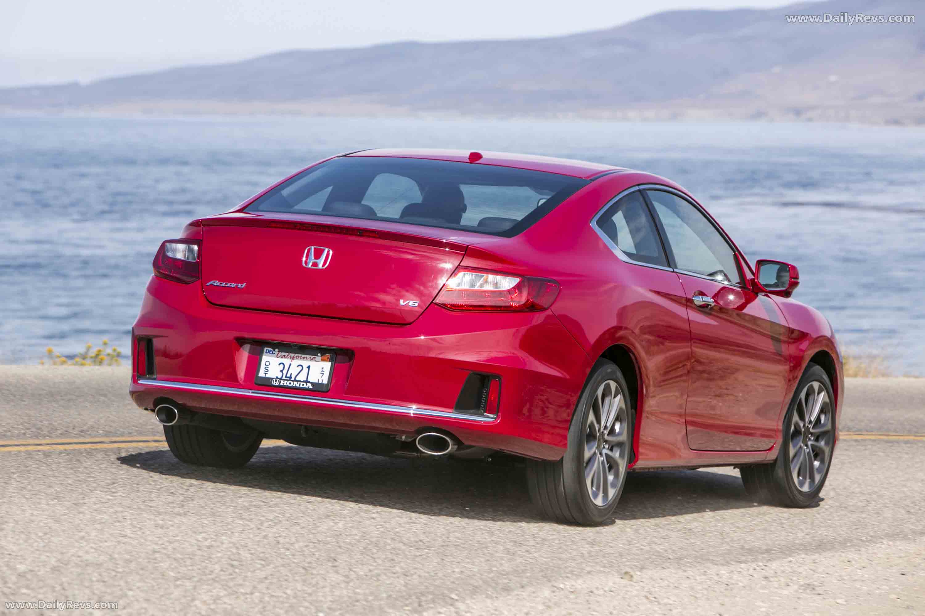 2013 Honda Accord Coupe Rear View