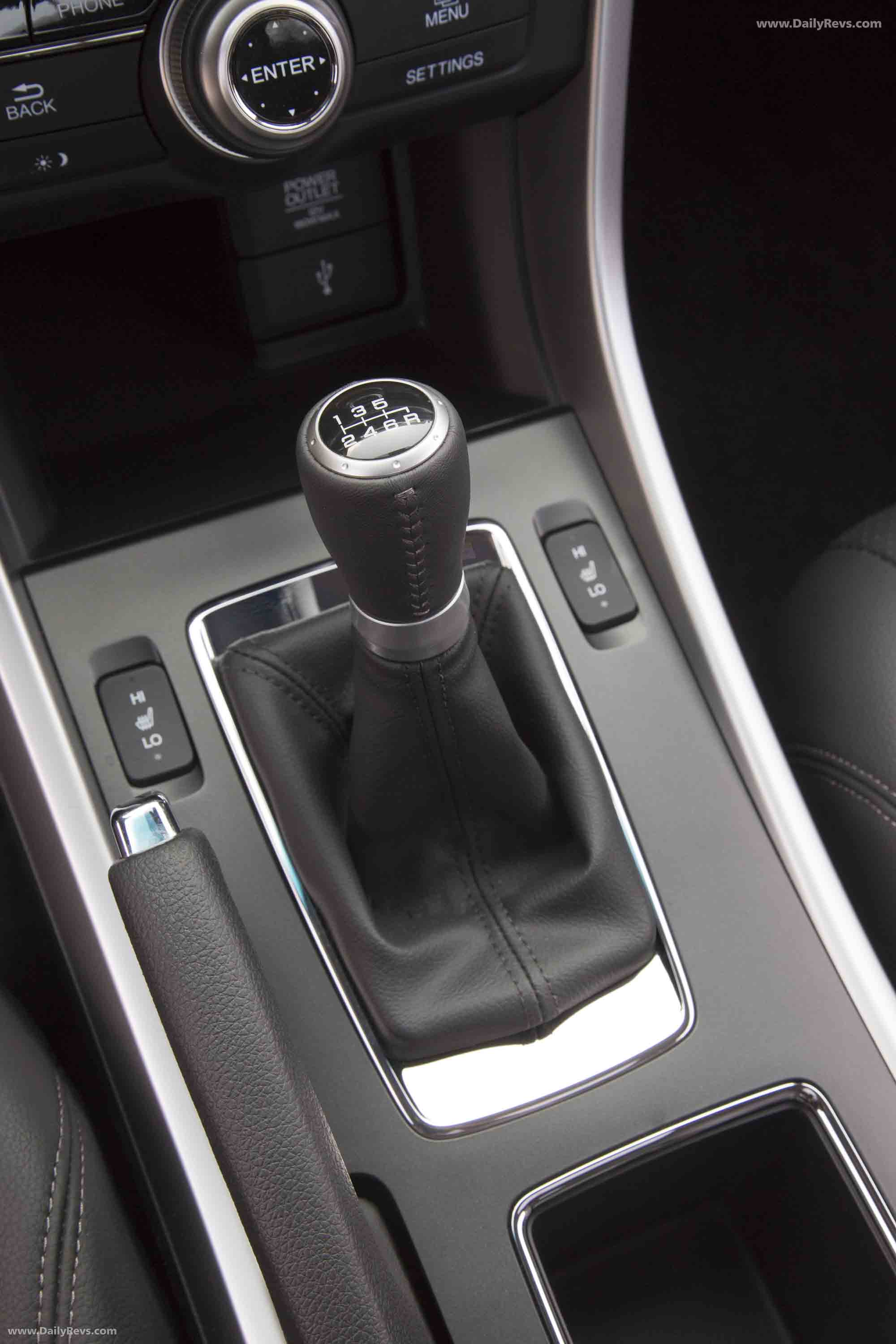 2013 Honda Accord Coupe Interior