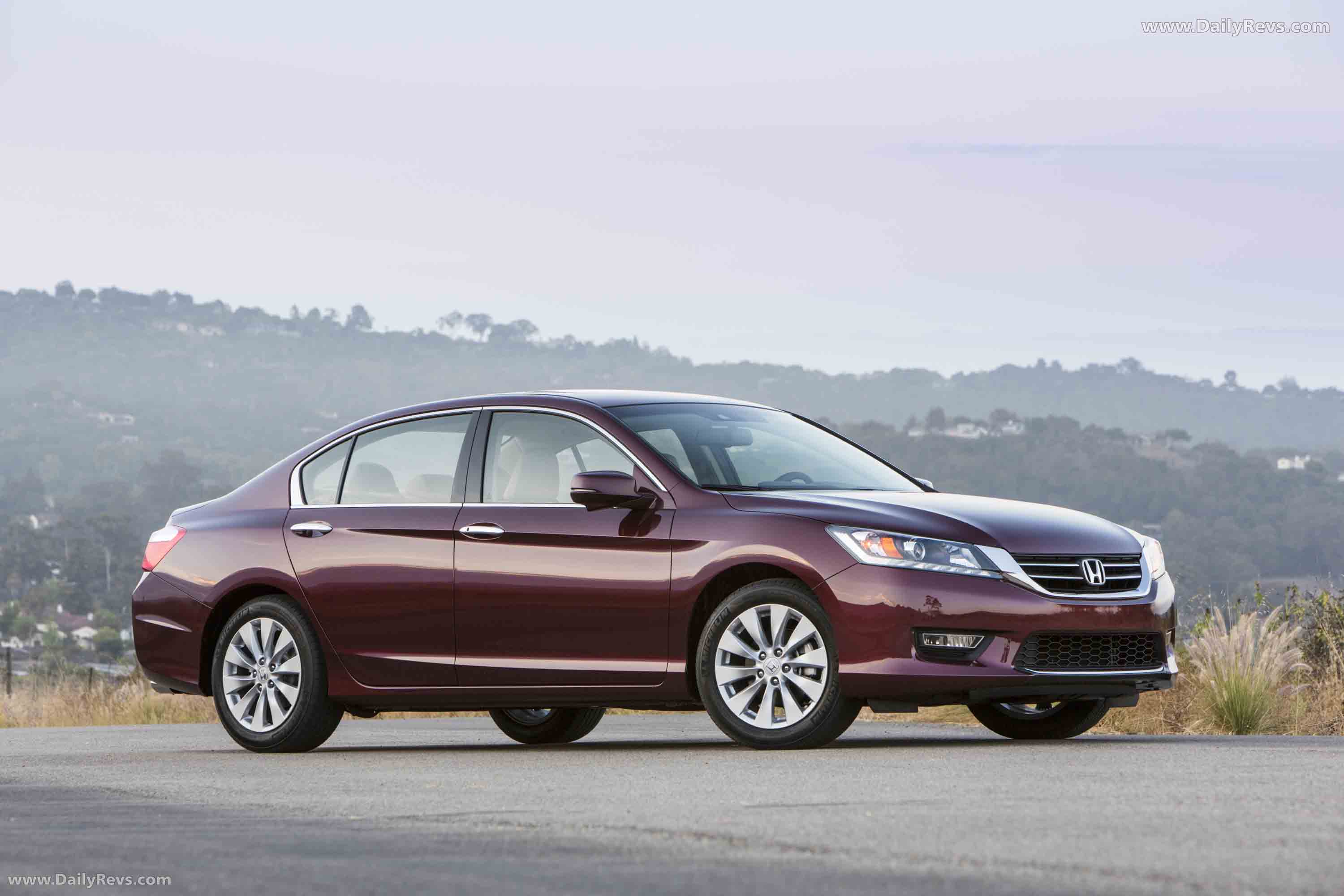 2013 Honda Accord Sedan Front View