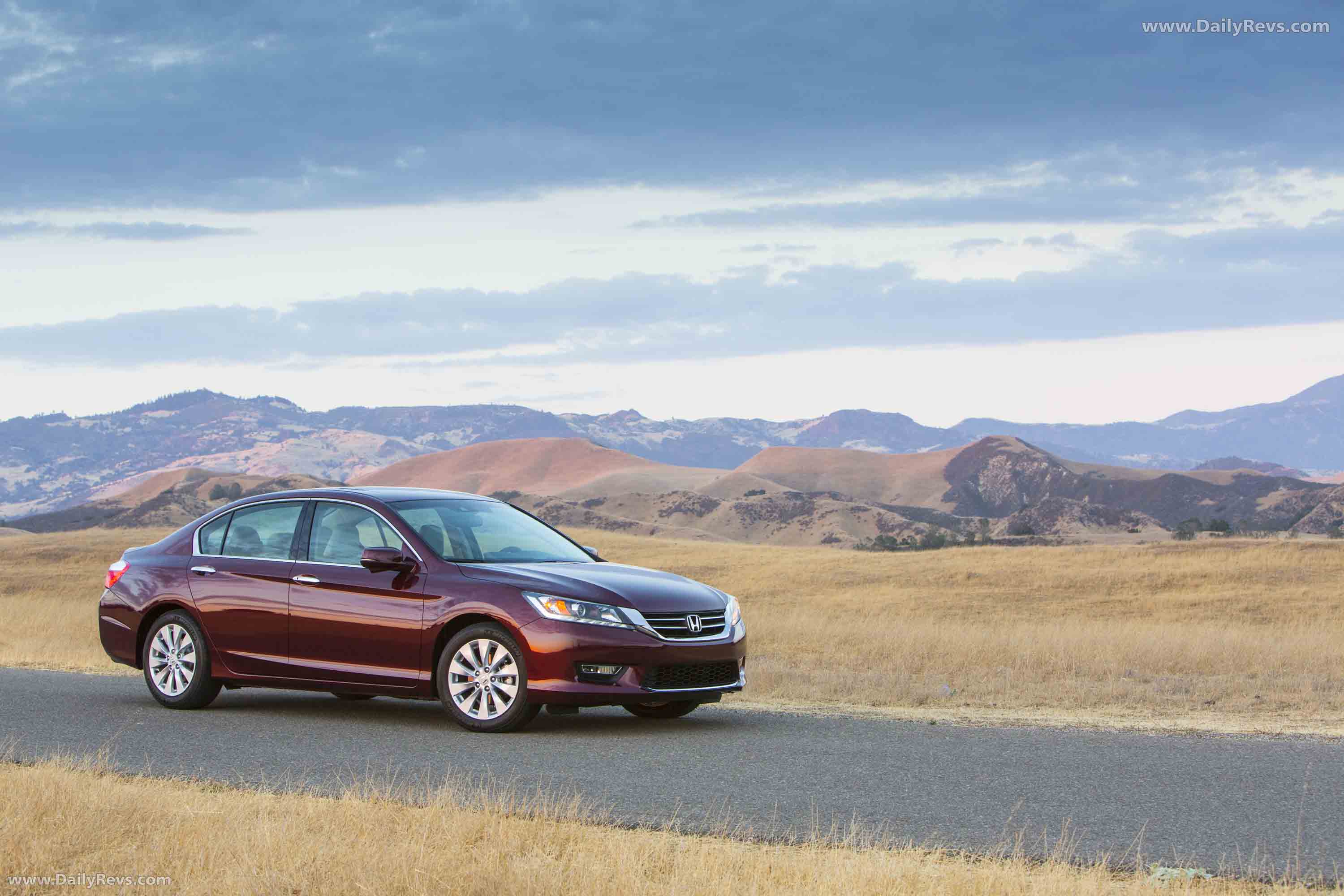 2013 Honda Accord Sedan Front View