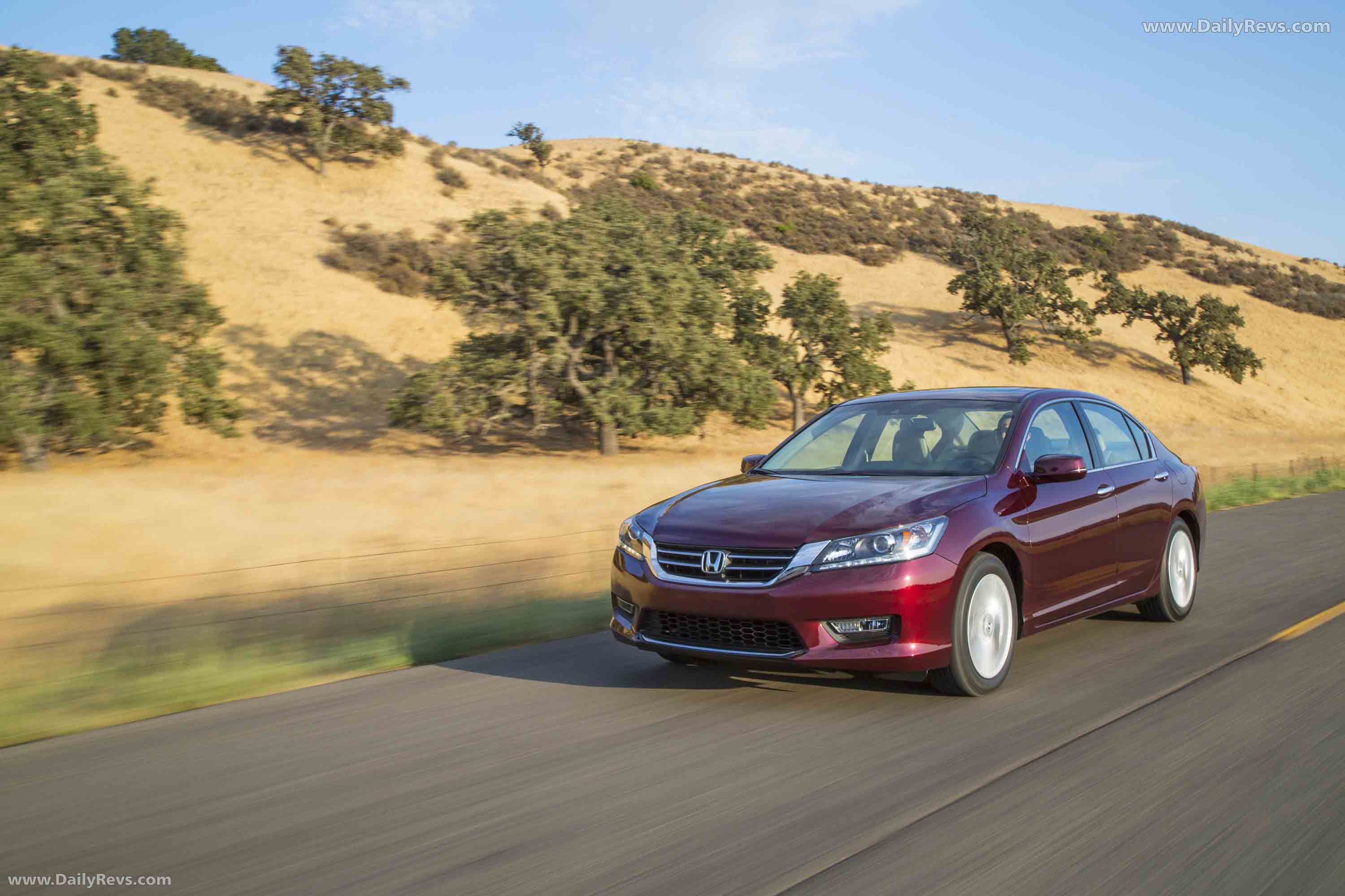 2013 Honda Accord Sedan Front View