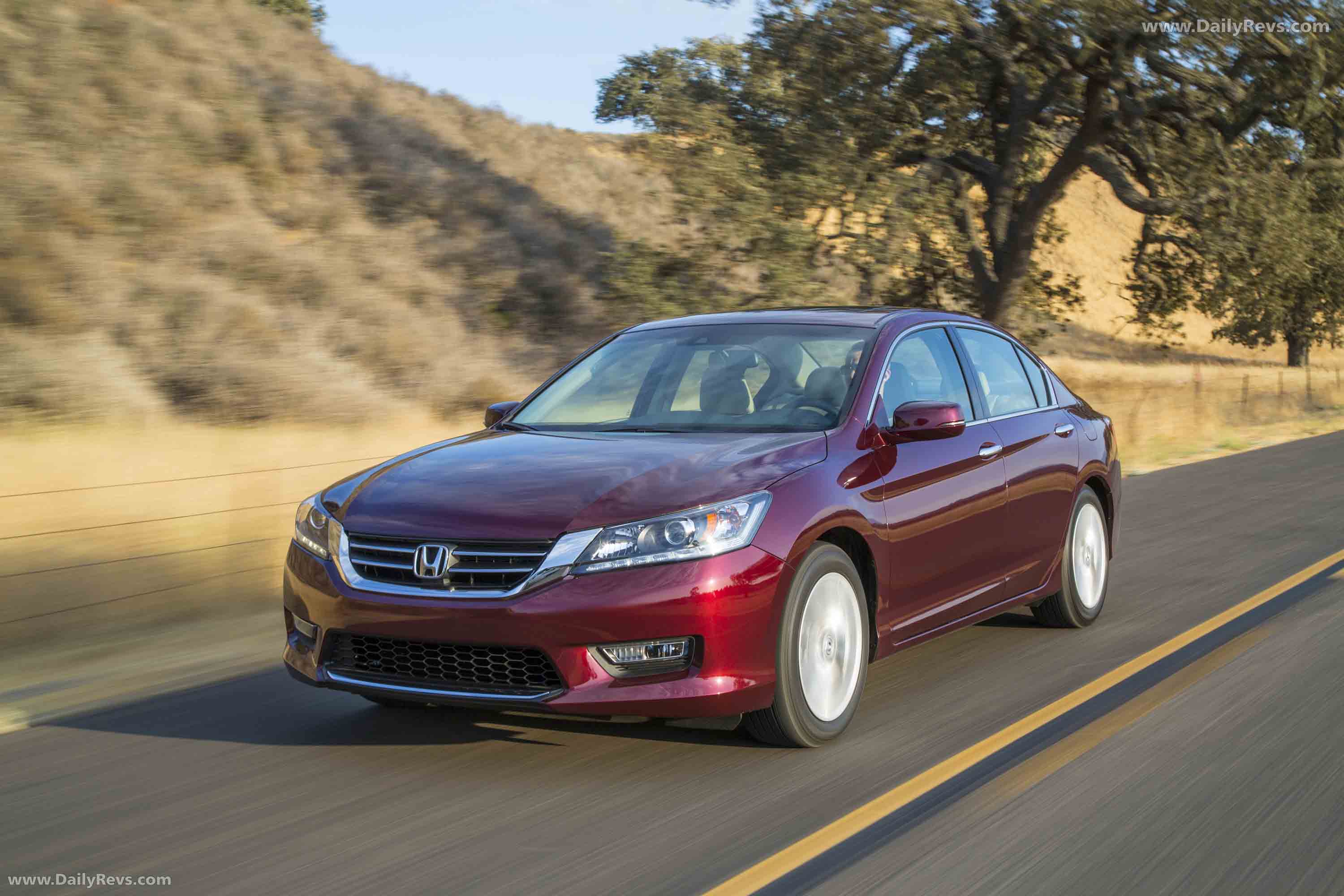 2013 Honda Accord Sedan Front View