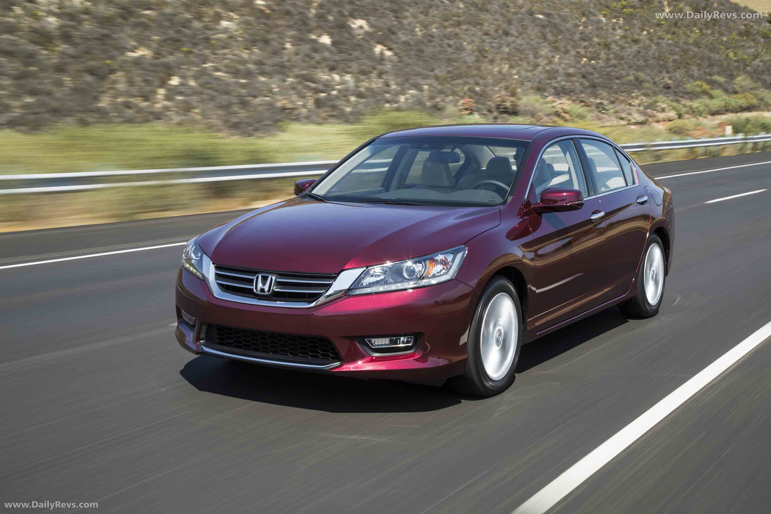 2013 Honda Accord Sedan Front View
