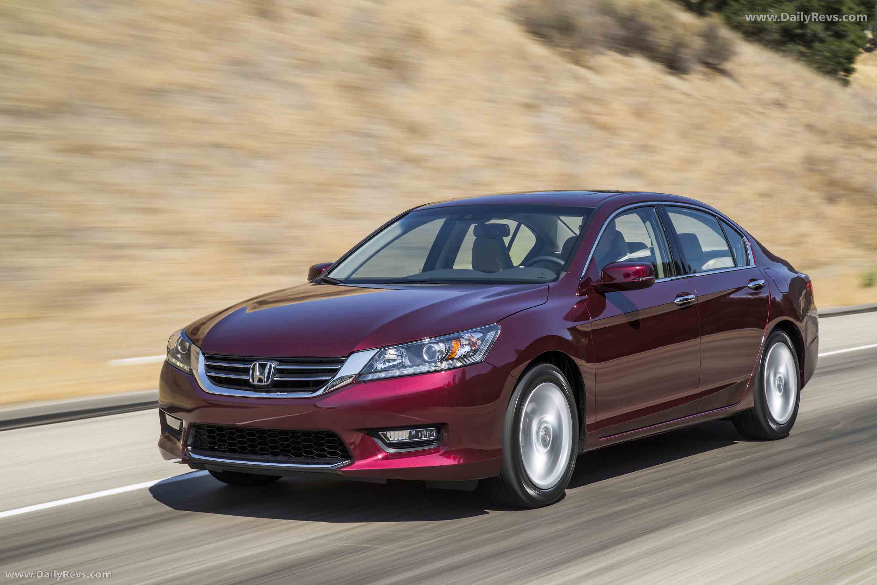 2013 Honda Accord Sedan Front View