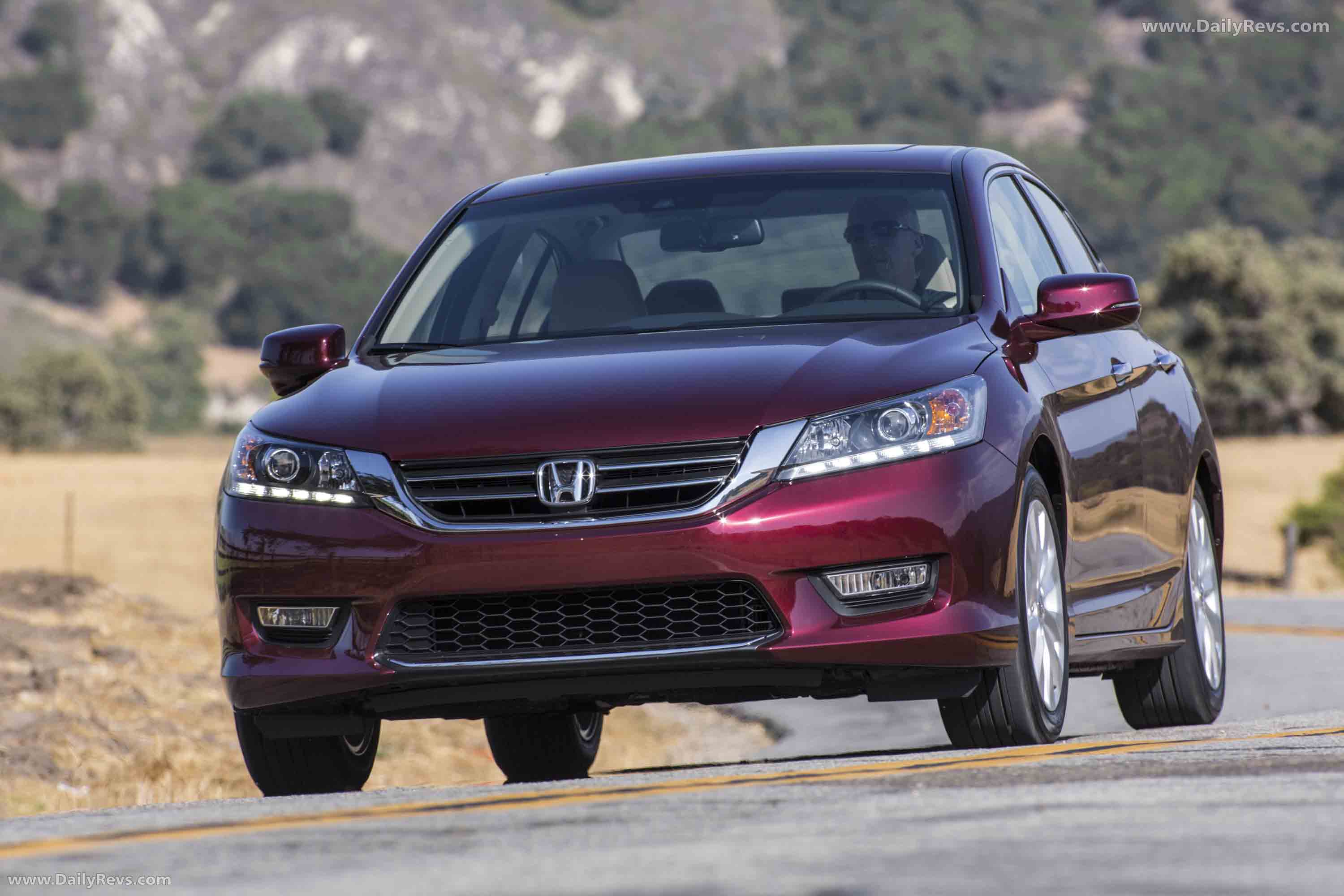 2013 Honda Accord Sedan Front View