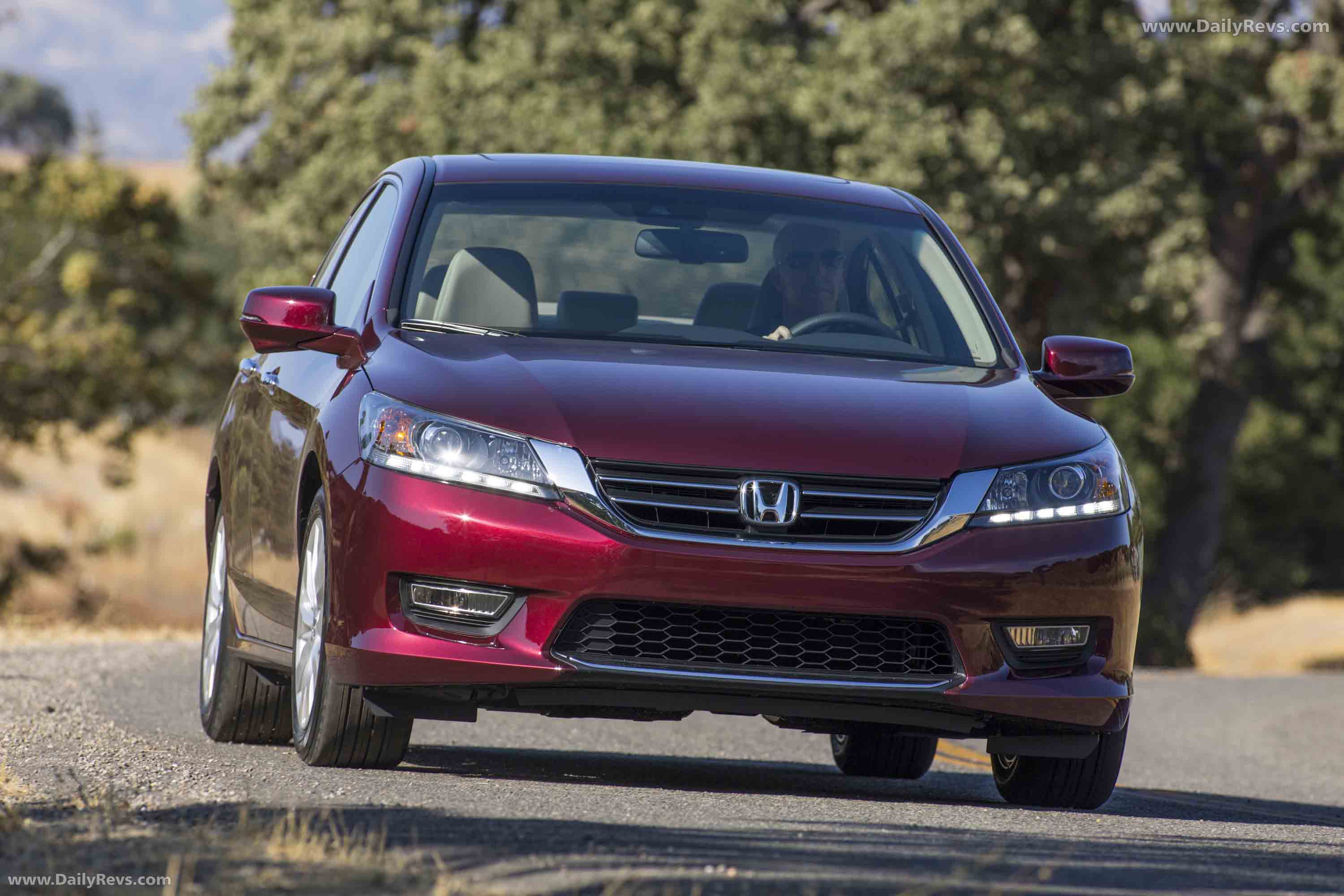 2013 Honda Accord Sedan Front View